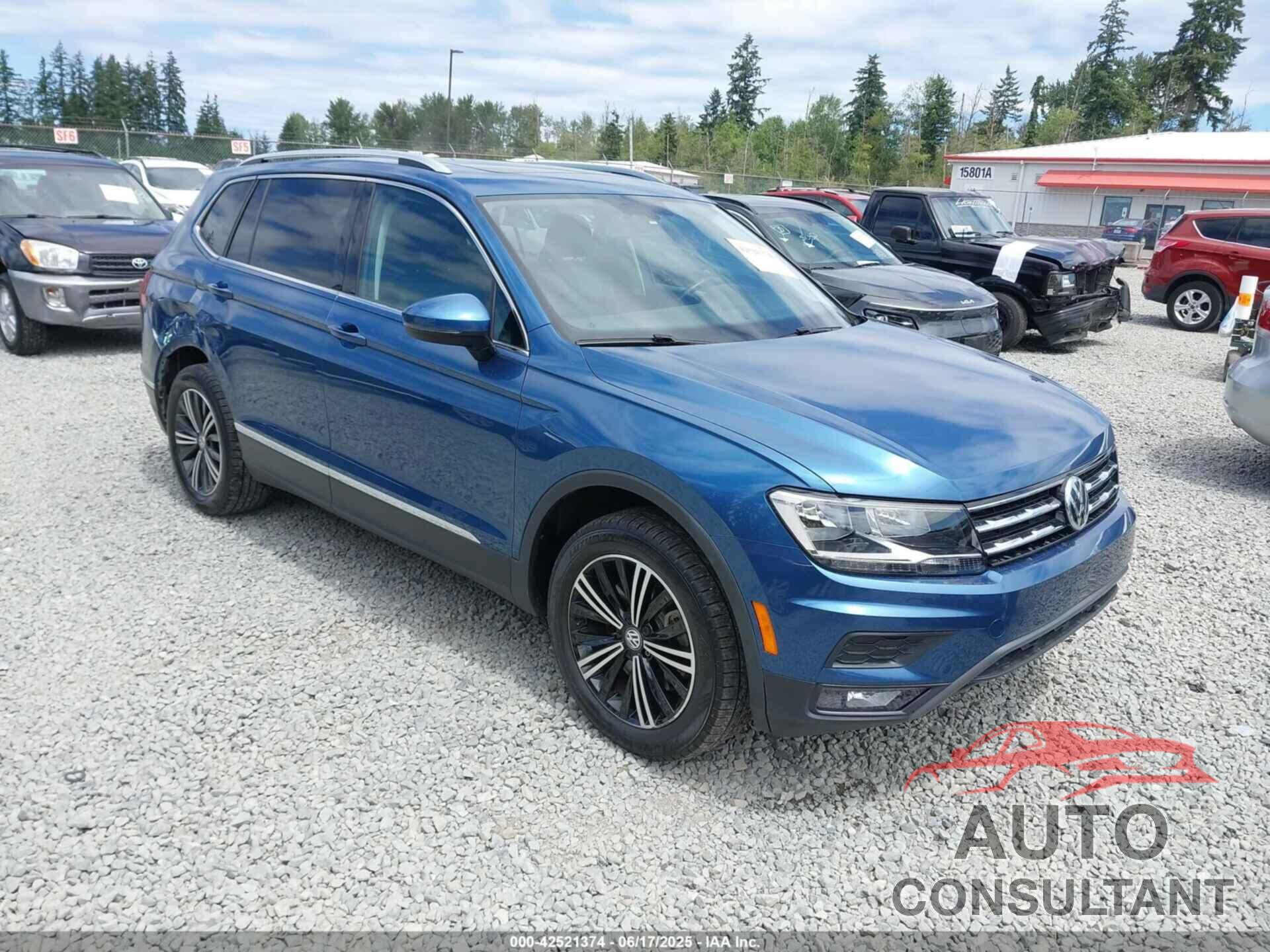 VOLKSWAGEN TIGUAN 2018 - 3VV2B7AX0JM073361