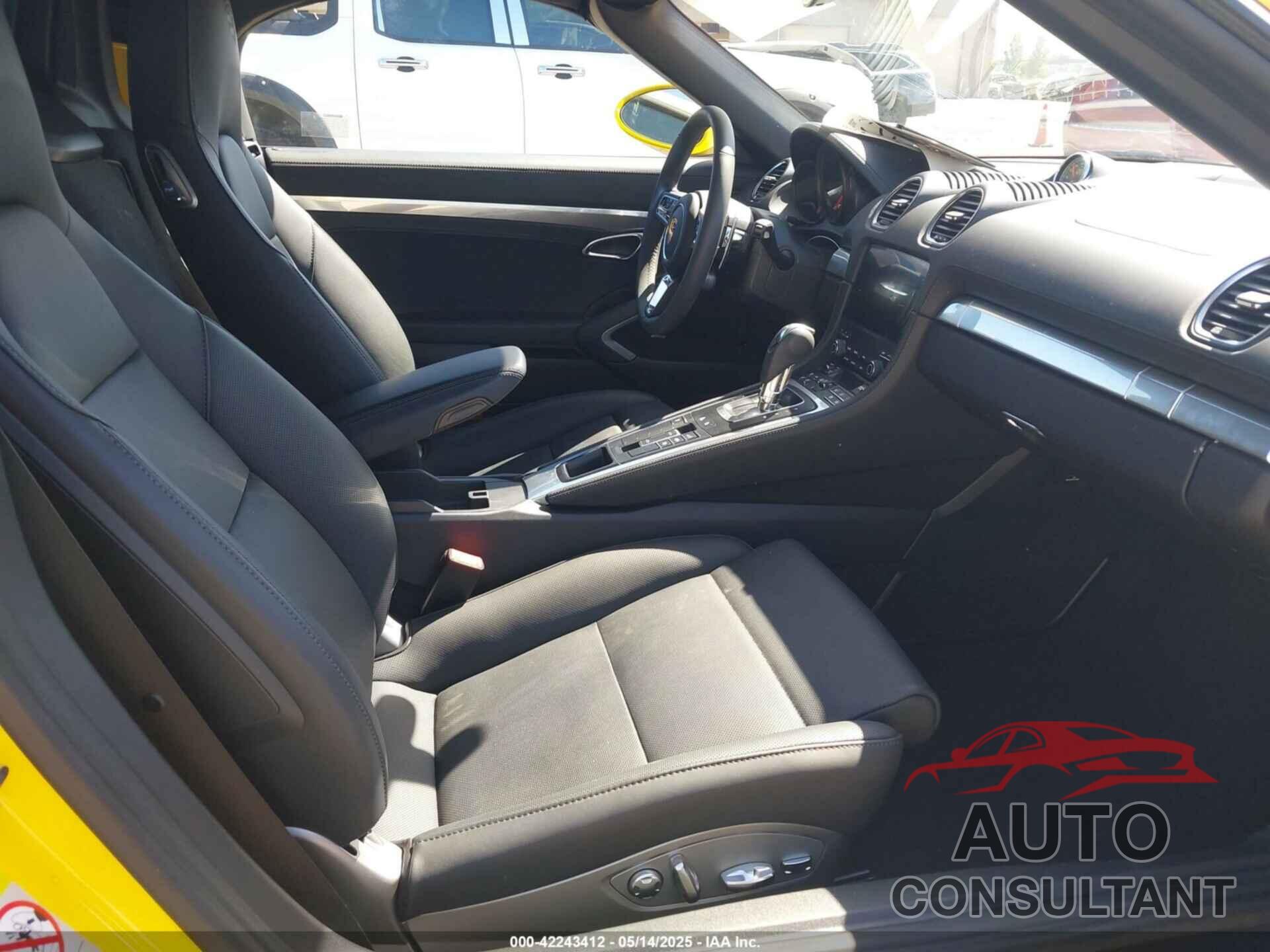 PORSCHE 718 BOXSTER 2025 - WP0CA2A84SK212207