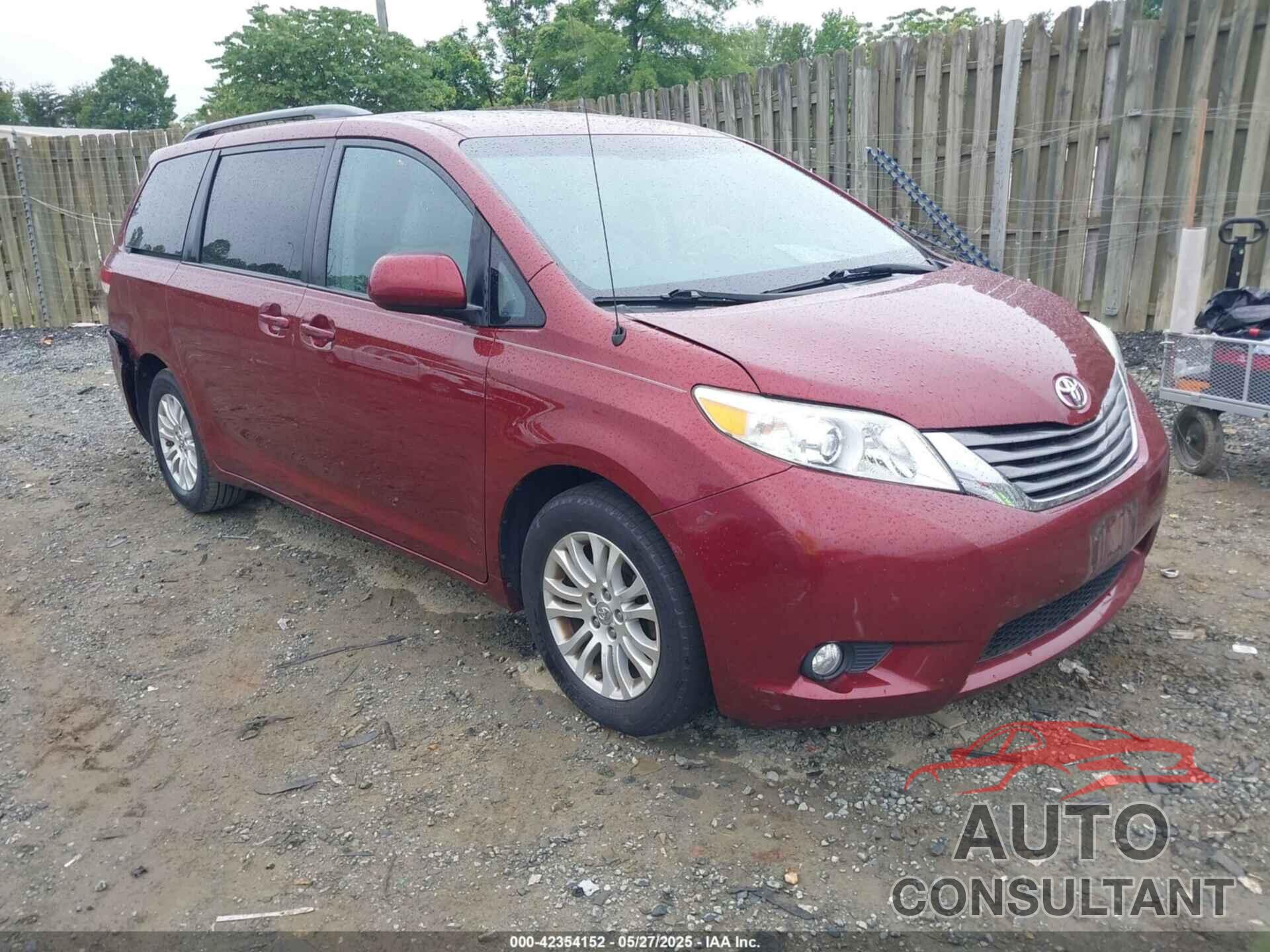 TOYOTA SIENNA 2013 - 5TDYK3DC3DS355458