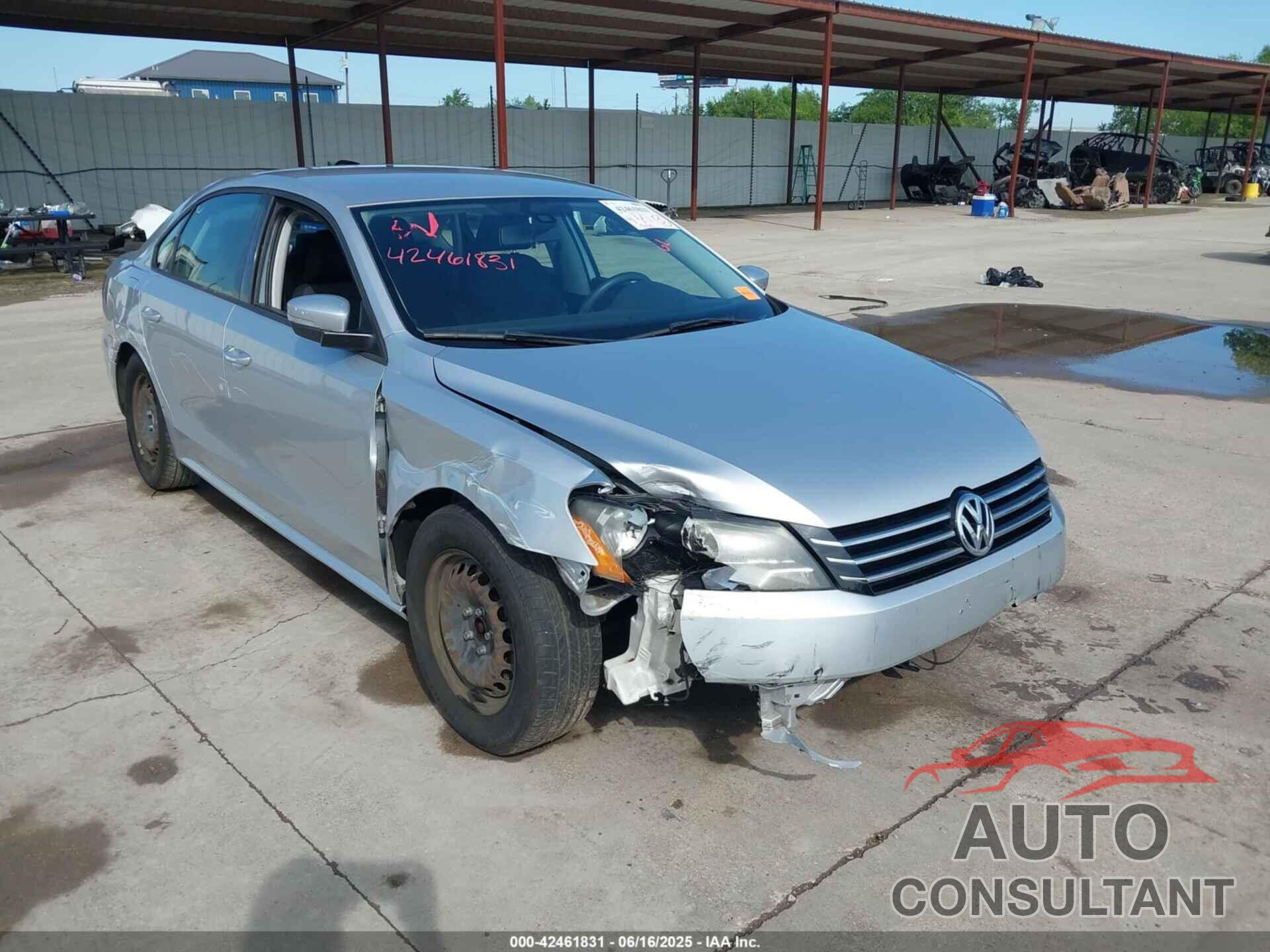 VOLKSWAGEN PASSAT 2015 - 1VWAS7A32FC065629