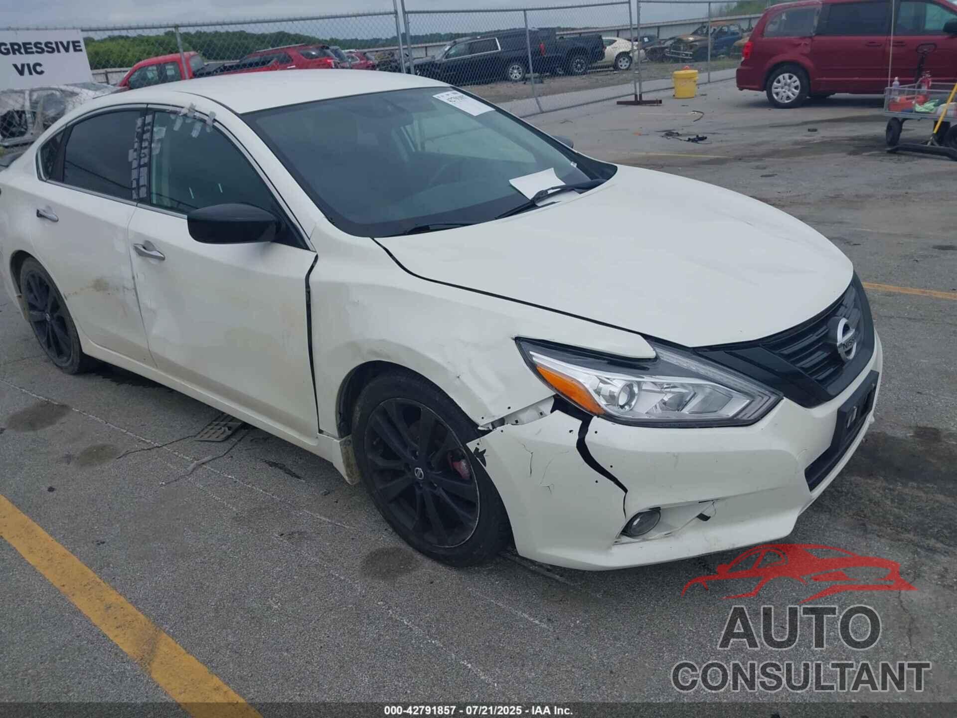 NISSAN ALTIMA 2018 - 1N4AL3AP0JC269565