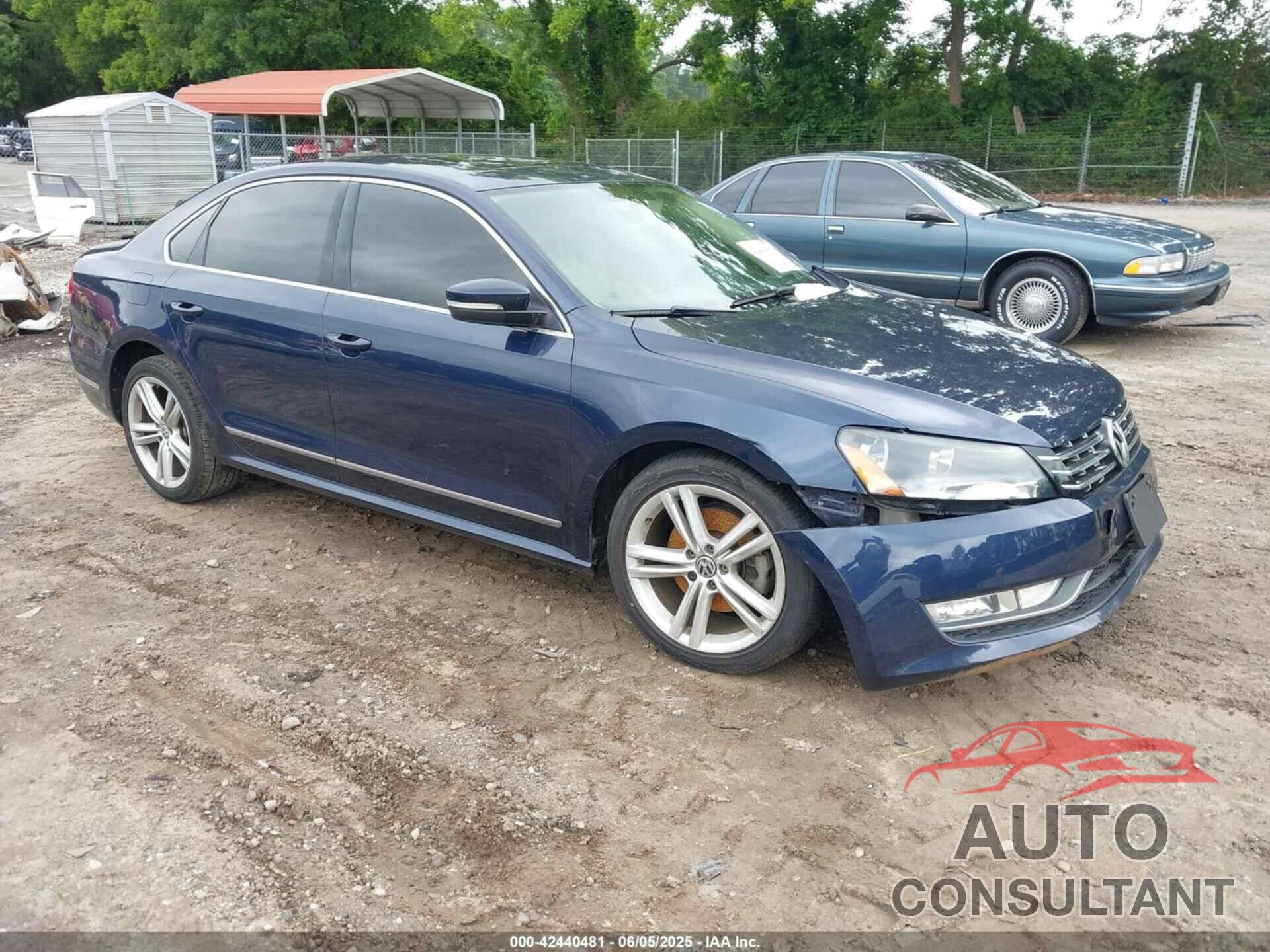 VOLKSWAGEN PASSAT 2014 - 1VWCN7A36EC046791