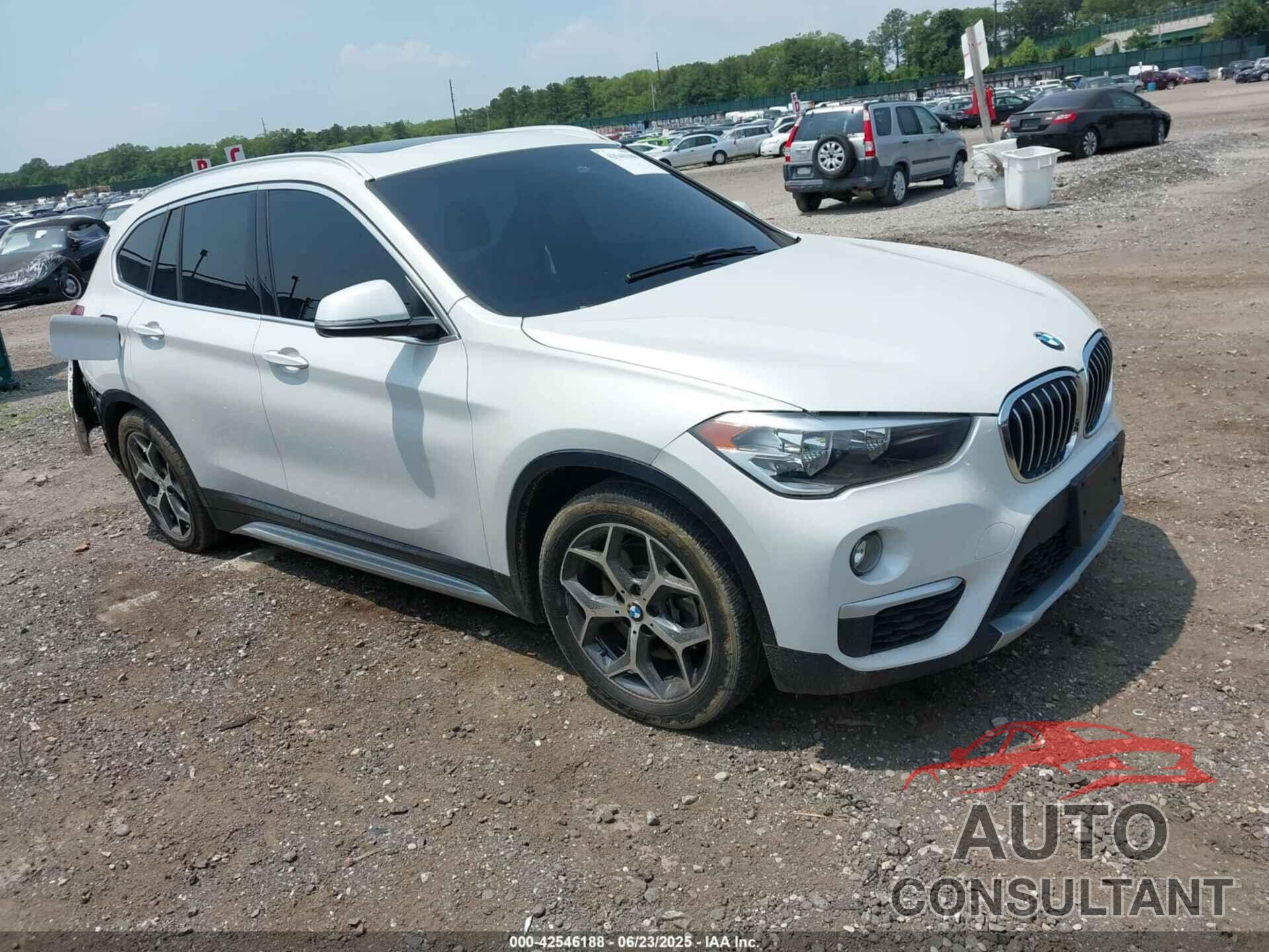 BMW X1 2018 - WBXHT3C39J5L32561