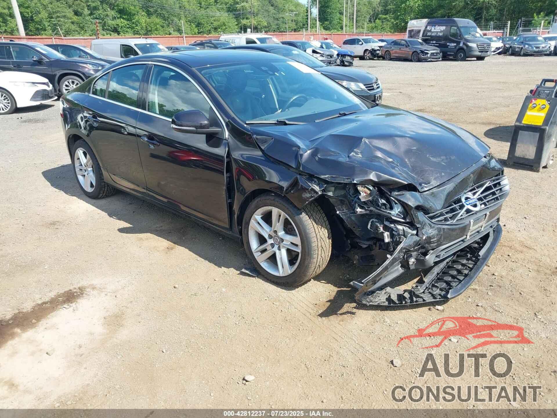 VOLVO S60 2015 - YV126MFK1F1357935
