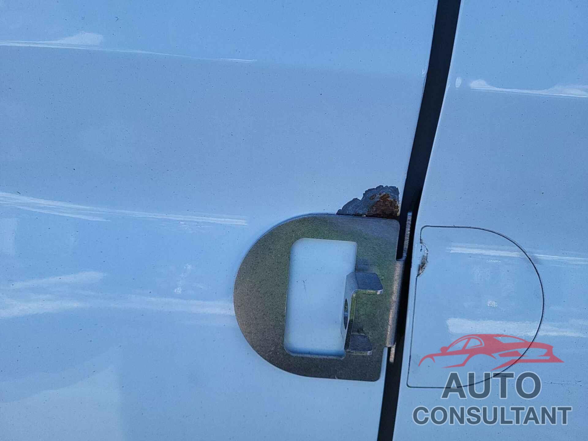 FORD TRANSIT 2017 - 1FTYR1YG0HKA63079