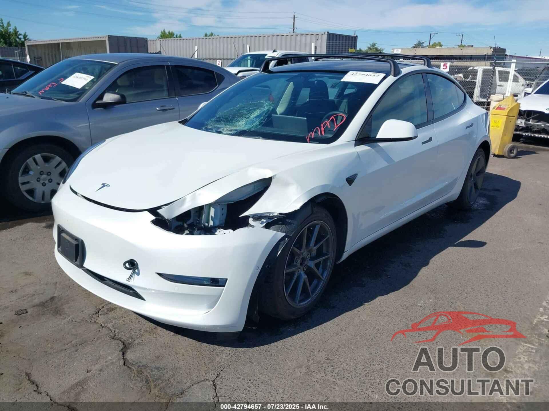 TESLA MODEL 3 2022 - 5YJ3E1EB3NF299846