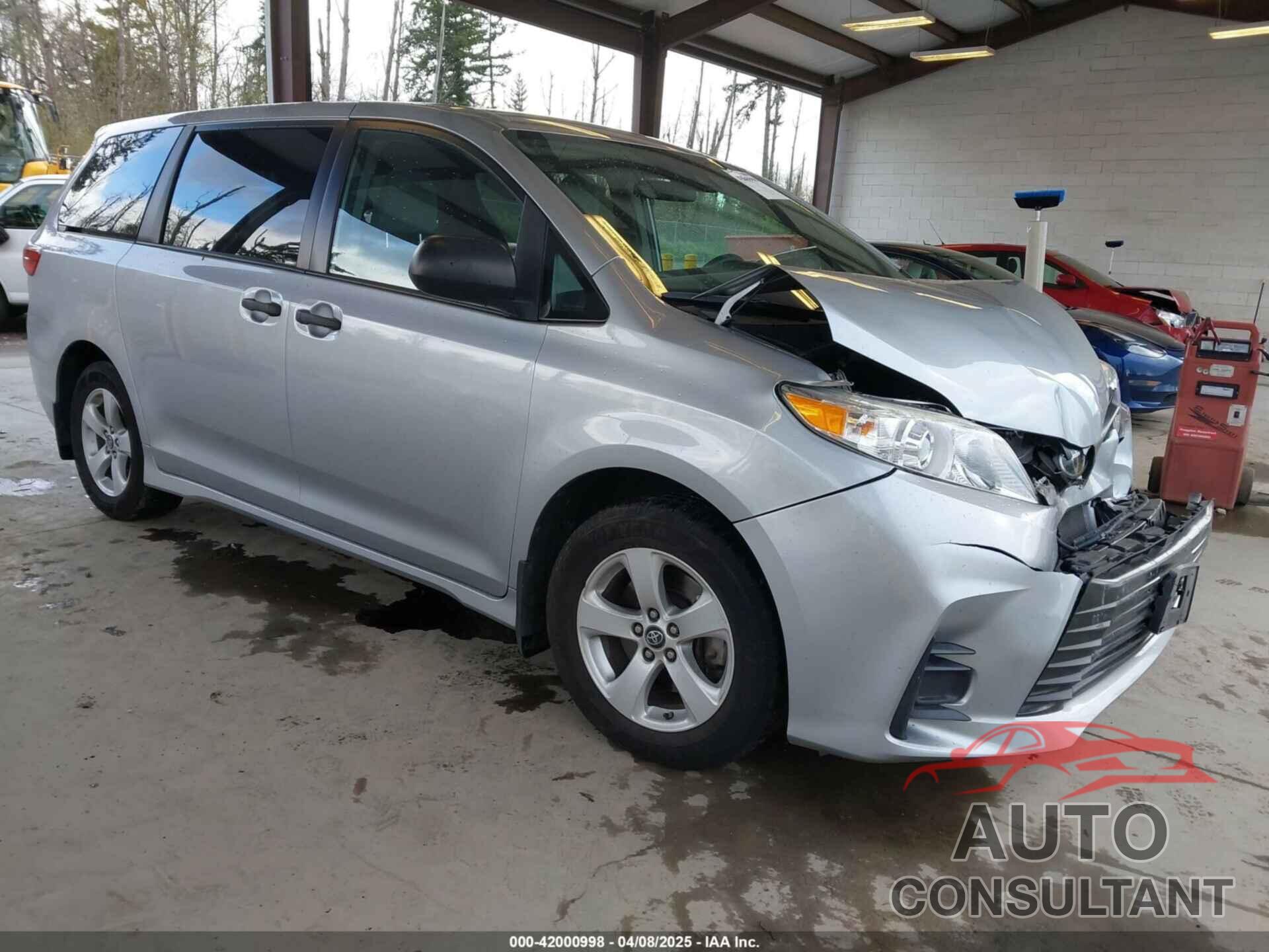 TOYOTA SIENNA 2020 - 5TDZZ3DC9LS033390