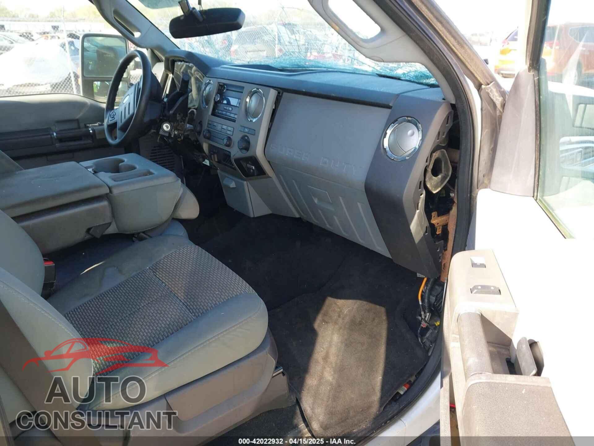 FORD F-250 2012 - 1FT7W2B63CEA62333