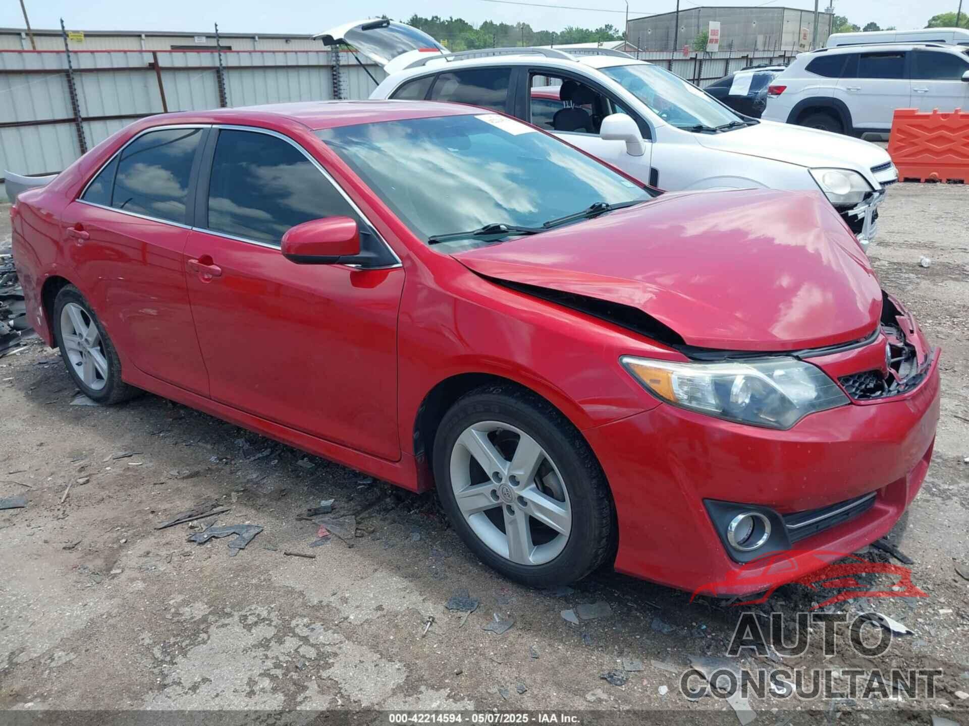 TOYOTA CAMRY 2014 - 4T1BF1FK5EU868142