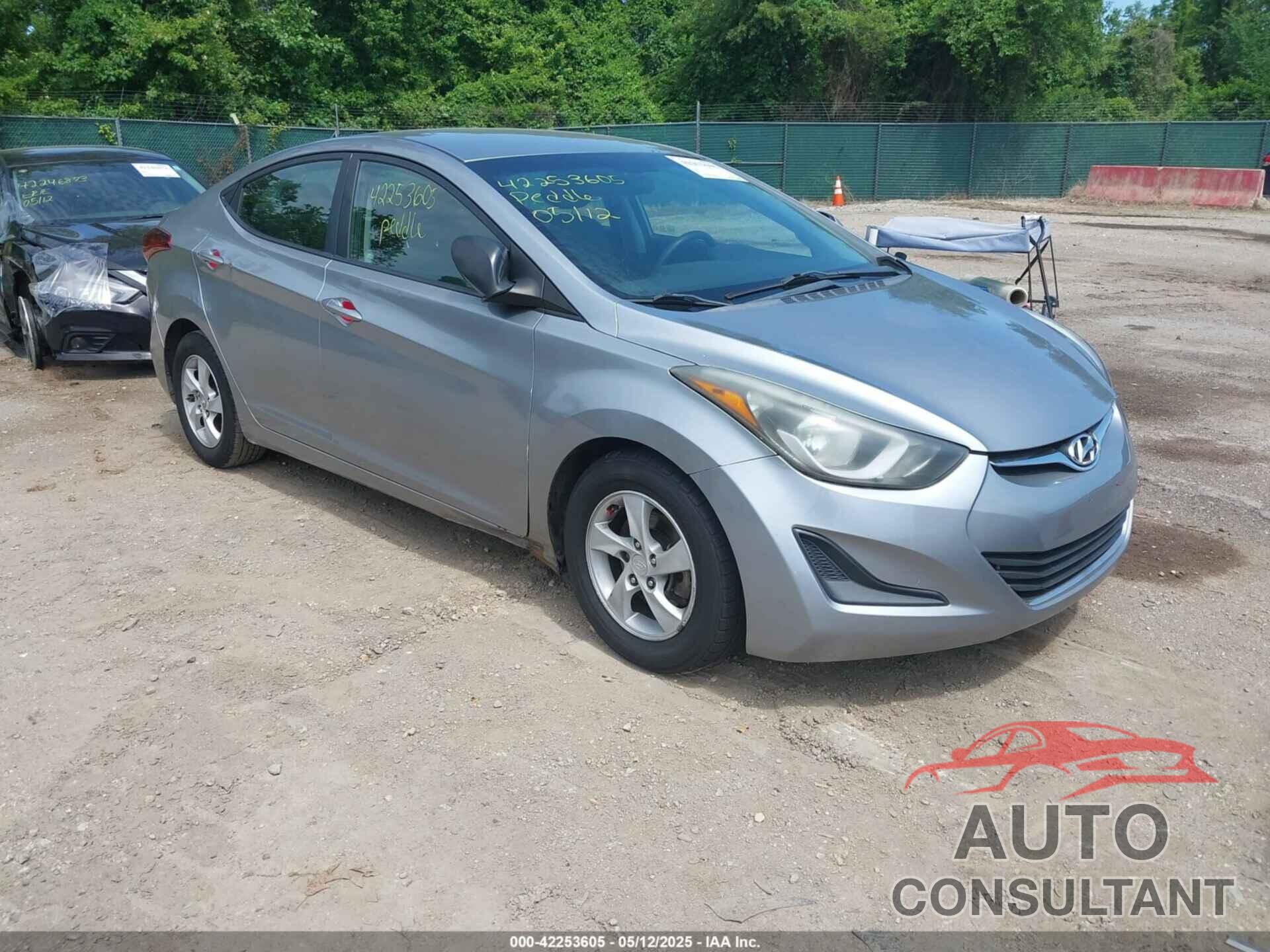 HYUNDAI ELANTRA 2015 - 5NPDH4AE4FH650571