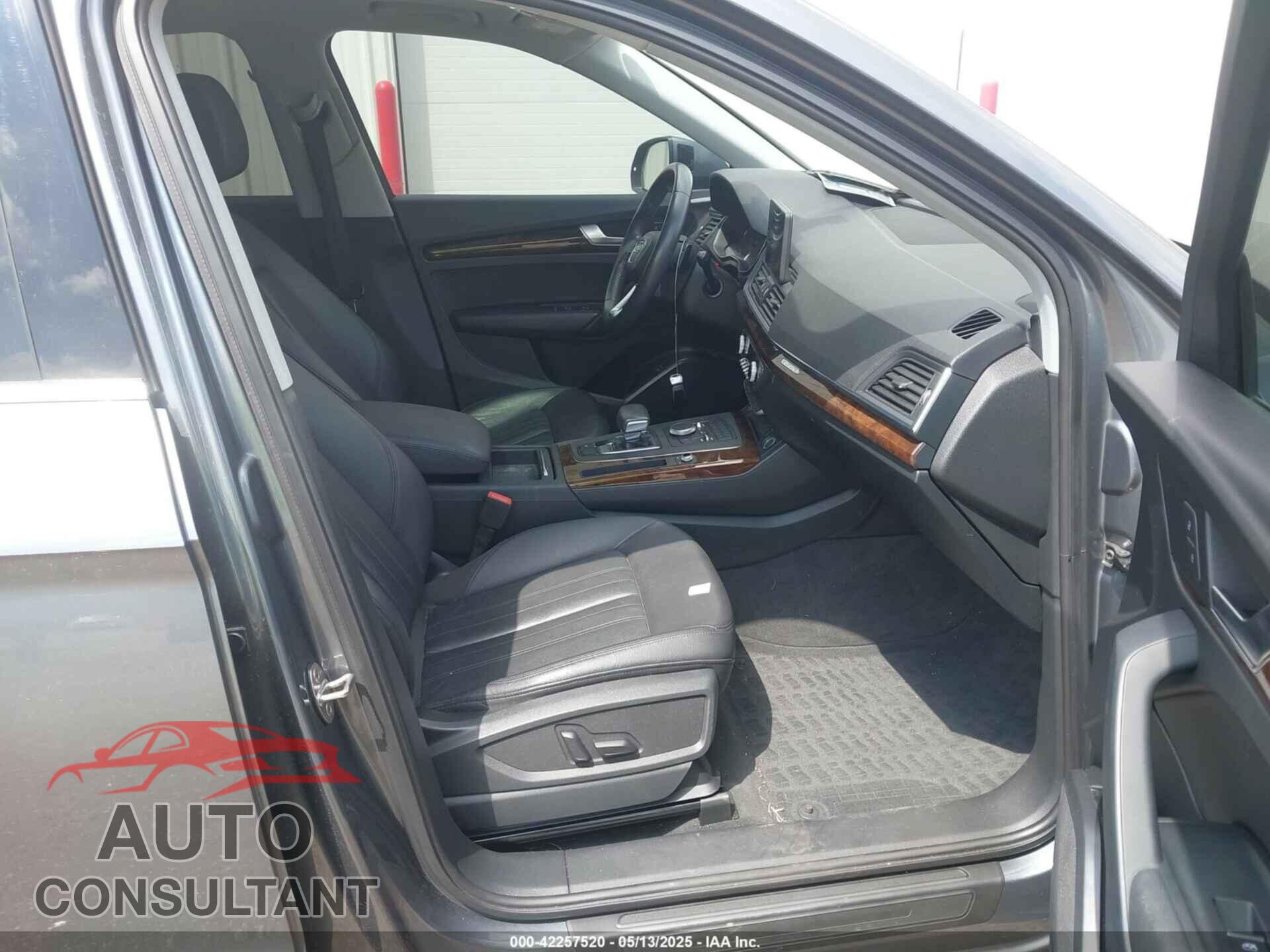 AUDI Q5 2019 - WA1ANAFY0K2123808