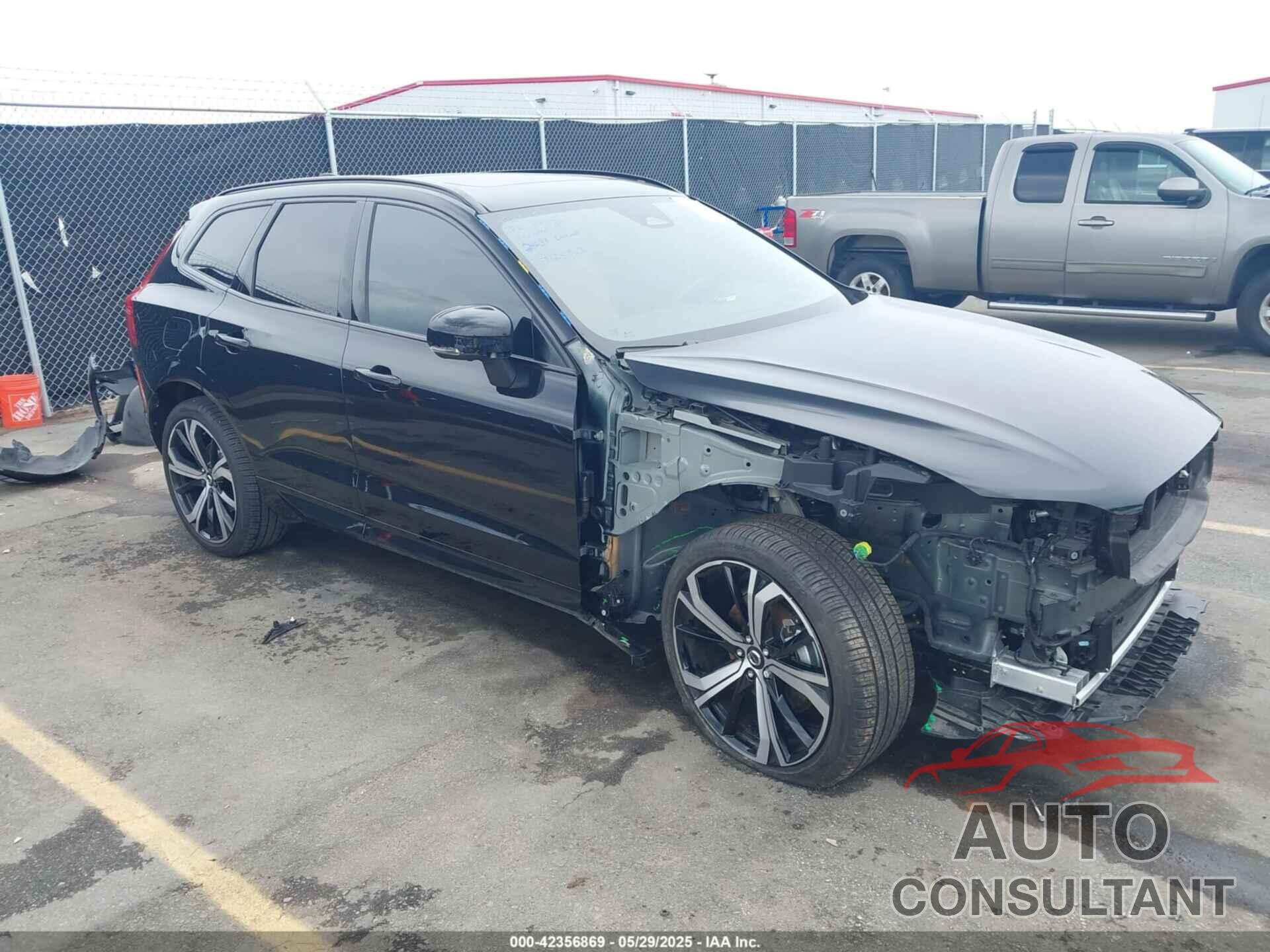 VOLVO XC60 2024 - YV4L12RM0R1715246
