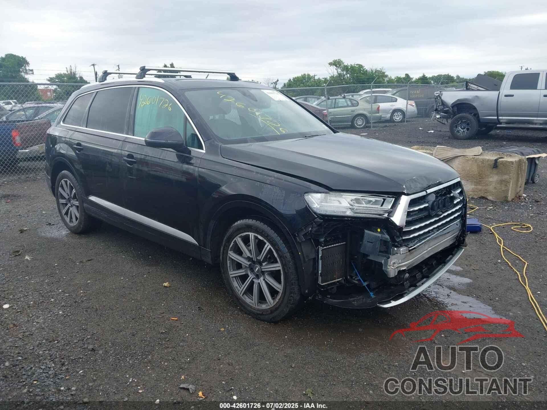 AUDI Q7 2017 - WA1LAAF75HD013846