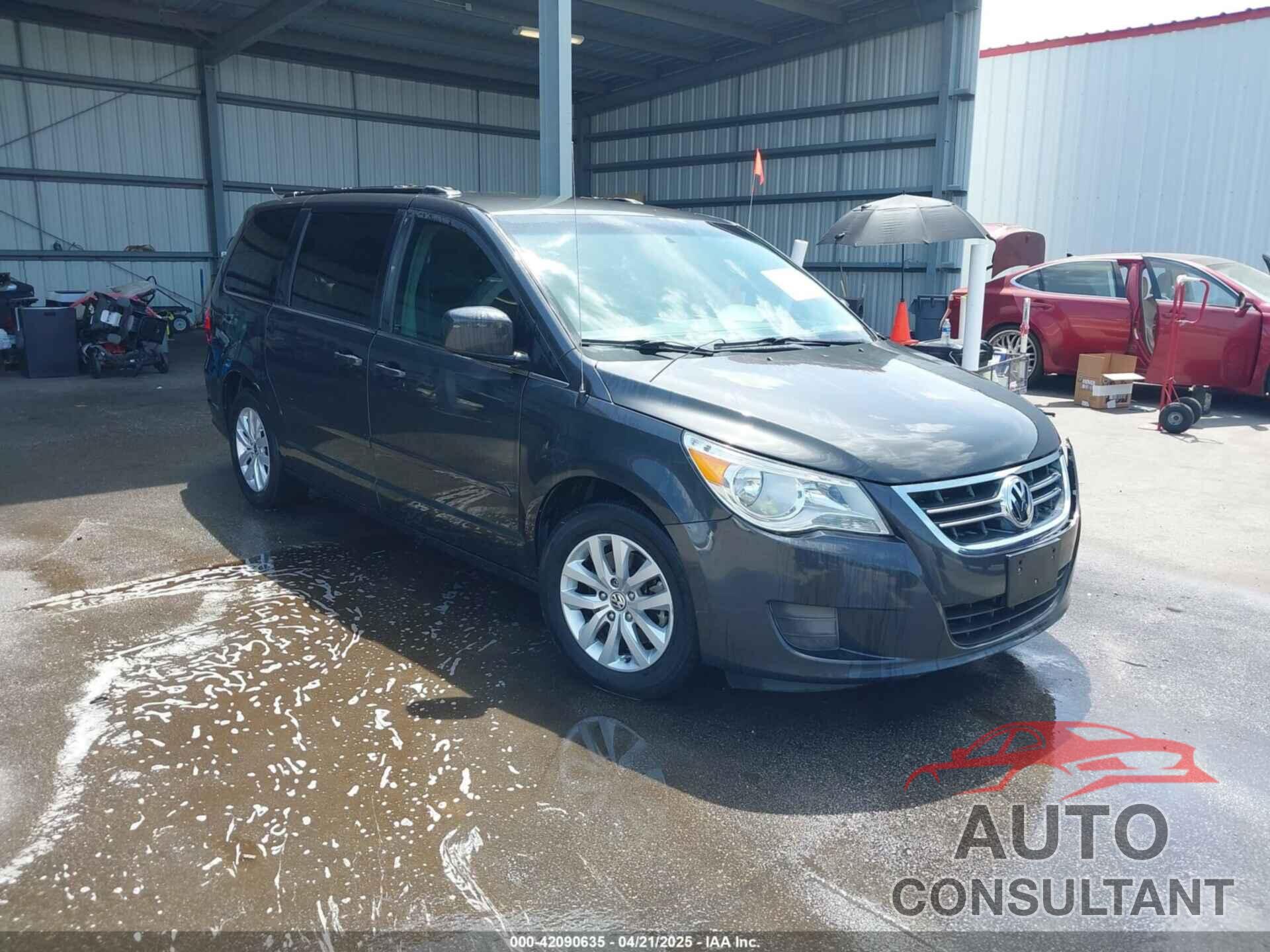 VOLKSWAGEN ROUTAN 2012 - 2C4RVABG5CR127653