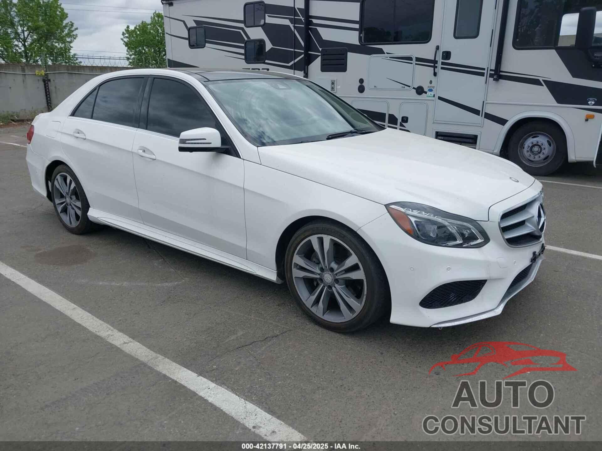 MERCEDES-BENZ E 350 2015 - WDDHF5KB1FB145337