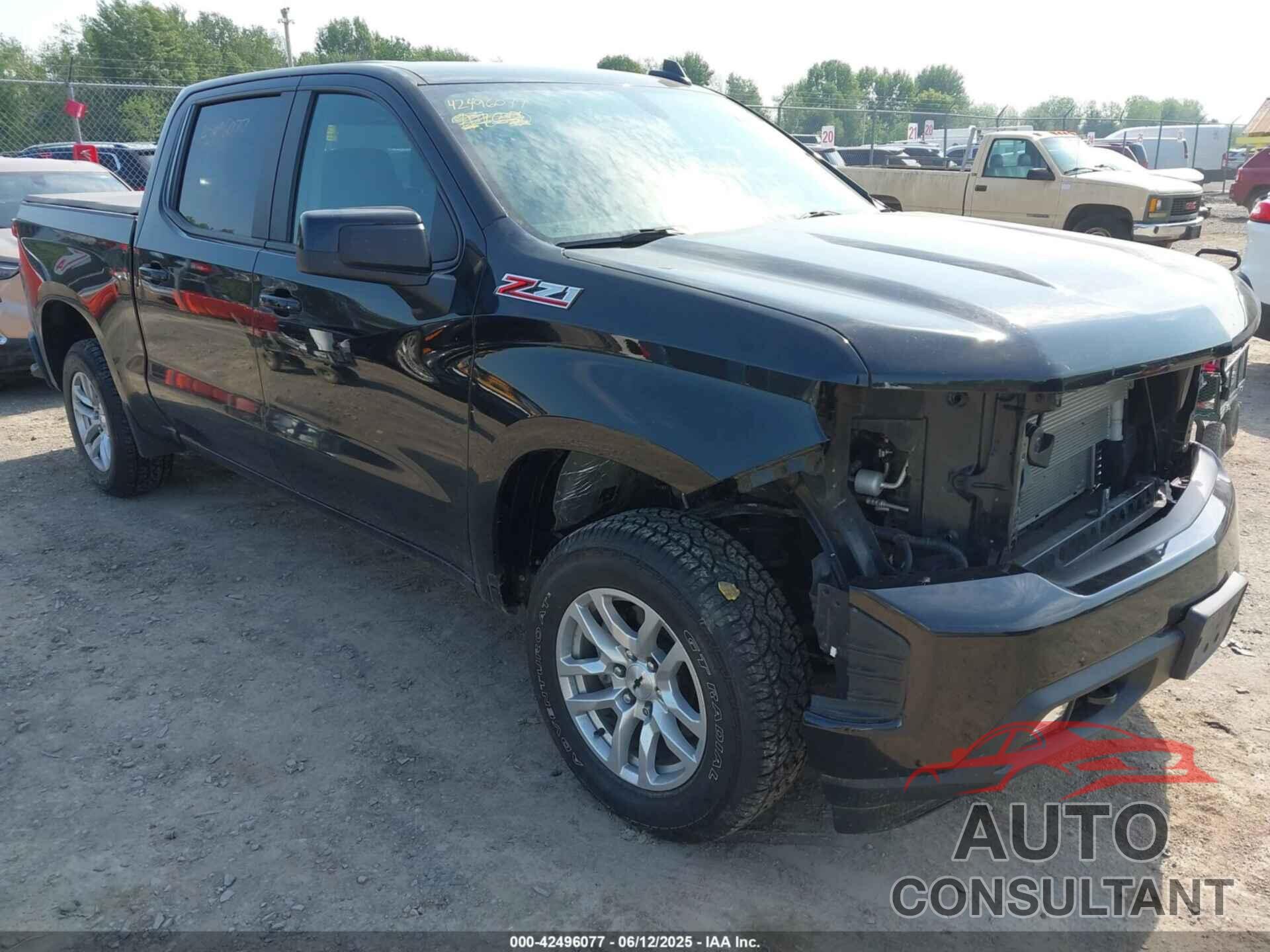CHEVROLET SILVERADO 1500 2021 - 1GCUYEED8MZ278021