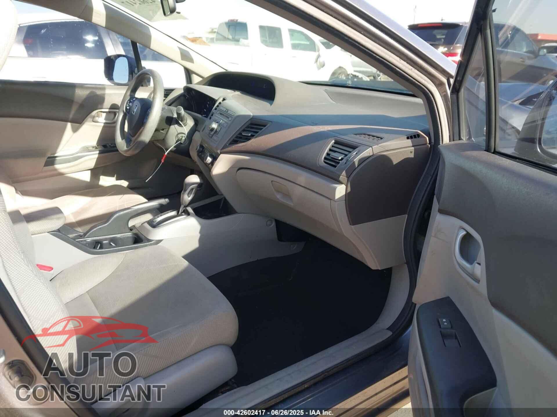 HONDA CIVIC 2012 - 2HGFB2F57CH307301