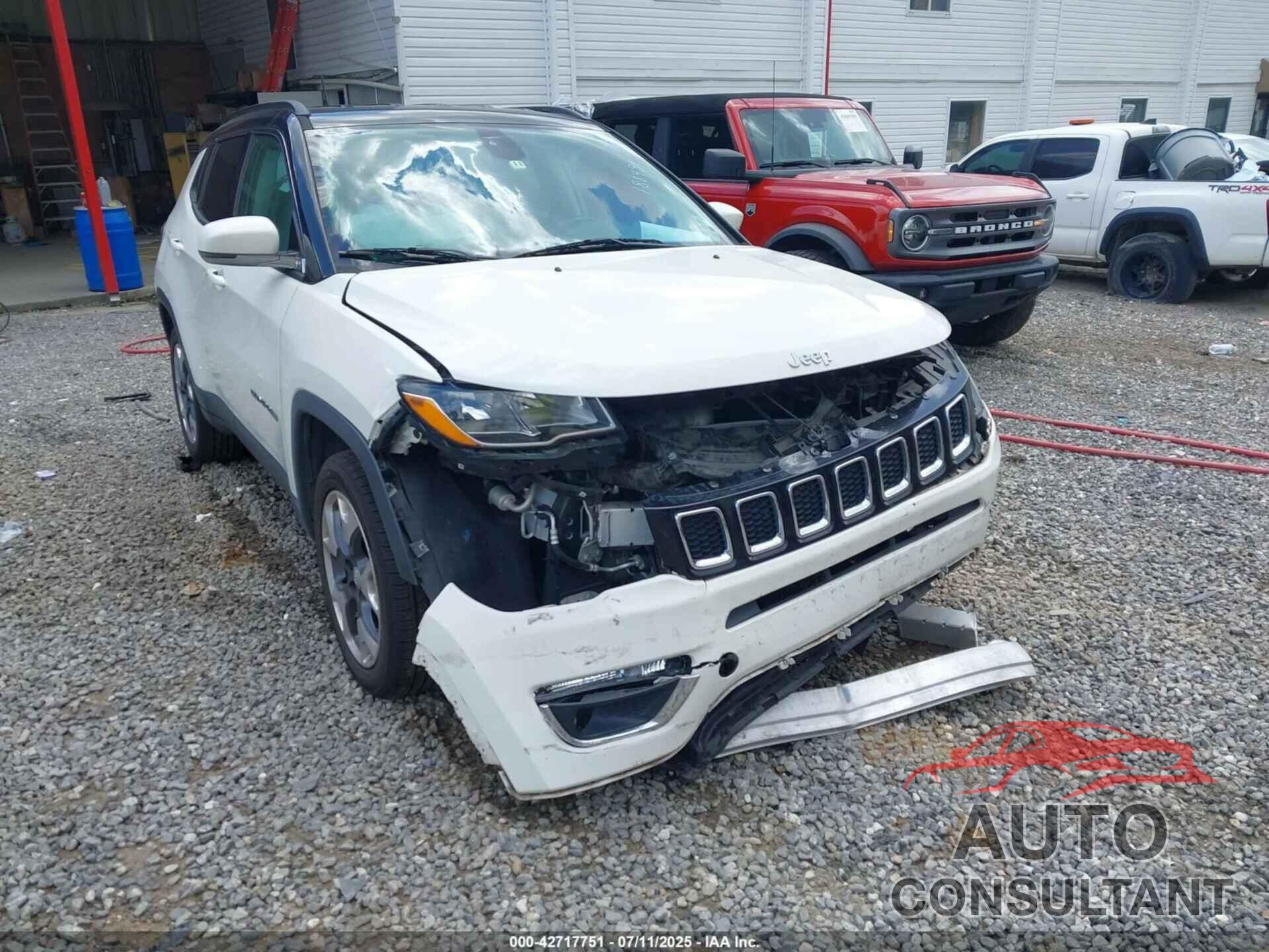 JEEP COMPASS 2018 - 3C4NJCCB1JT188498