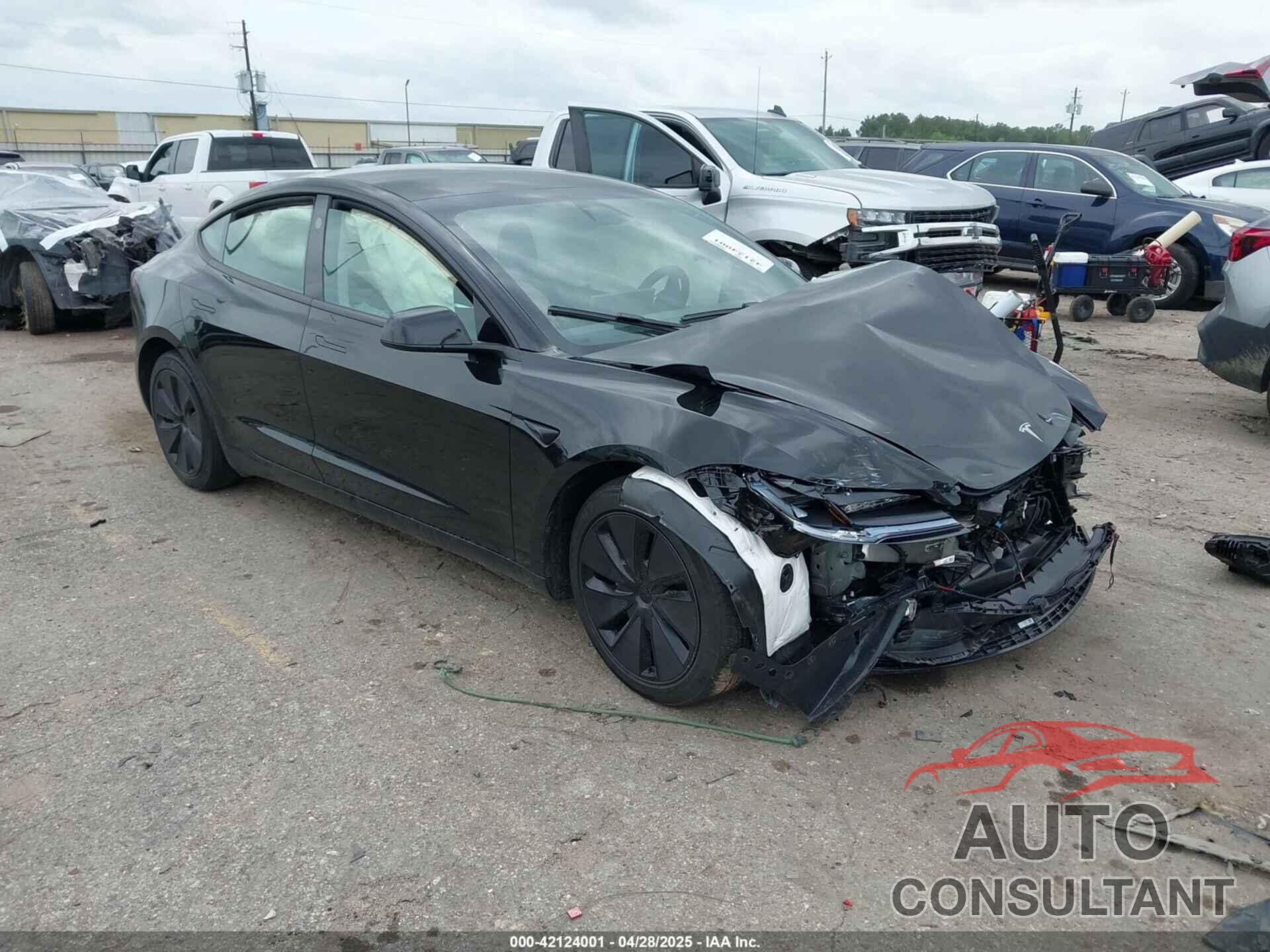 TESLA MODEL 3 2025 - 5YJ3E1EA6SF904946