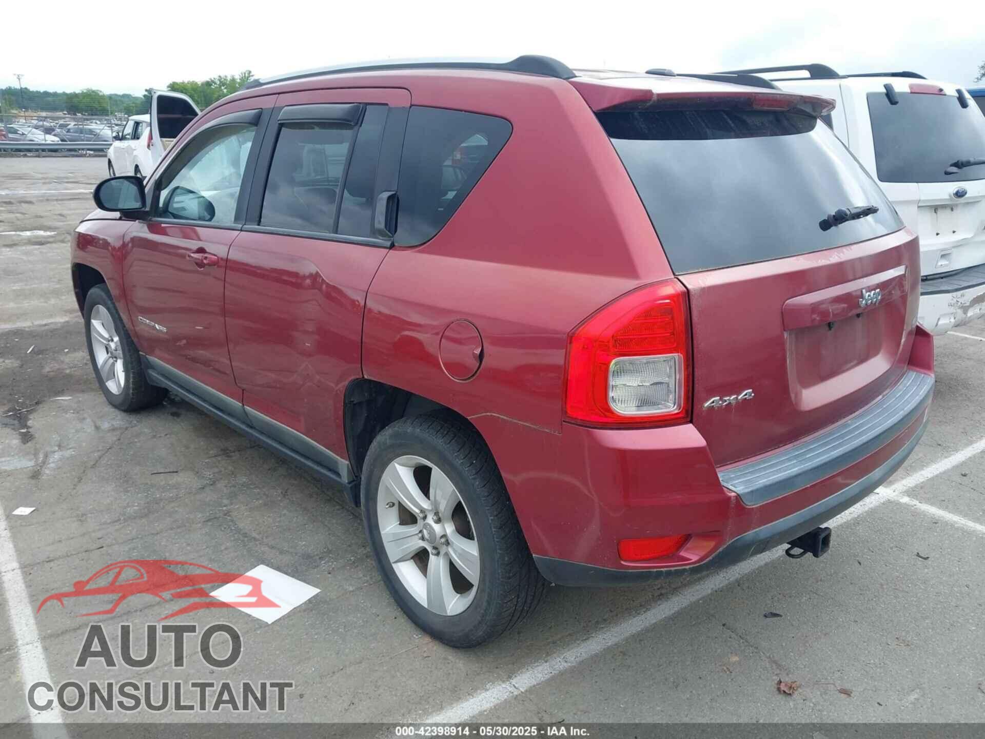 JEEP COMPASS 2011 - 1J4NF1FB3BD176095