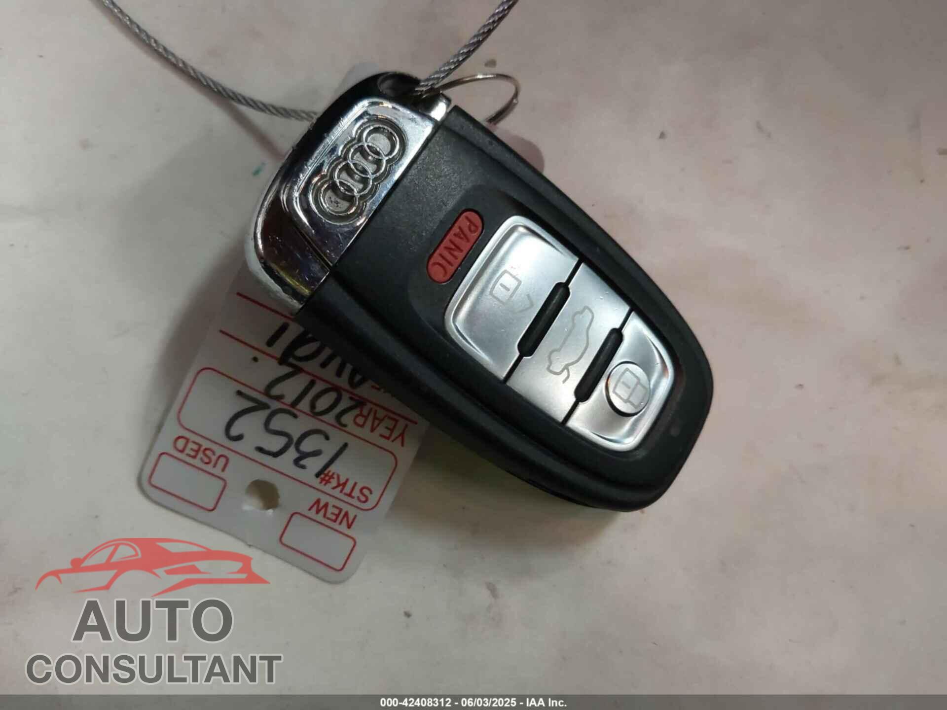 AUDI A4 2012 - WAUFFAFLXCN009910