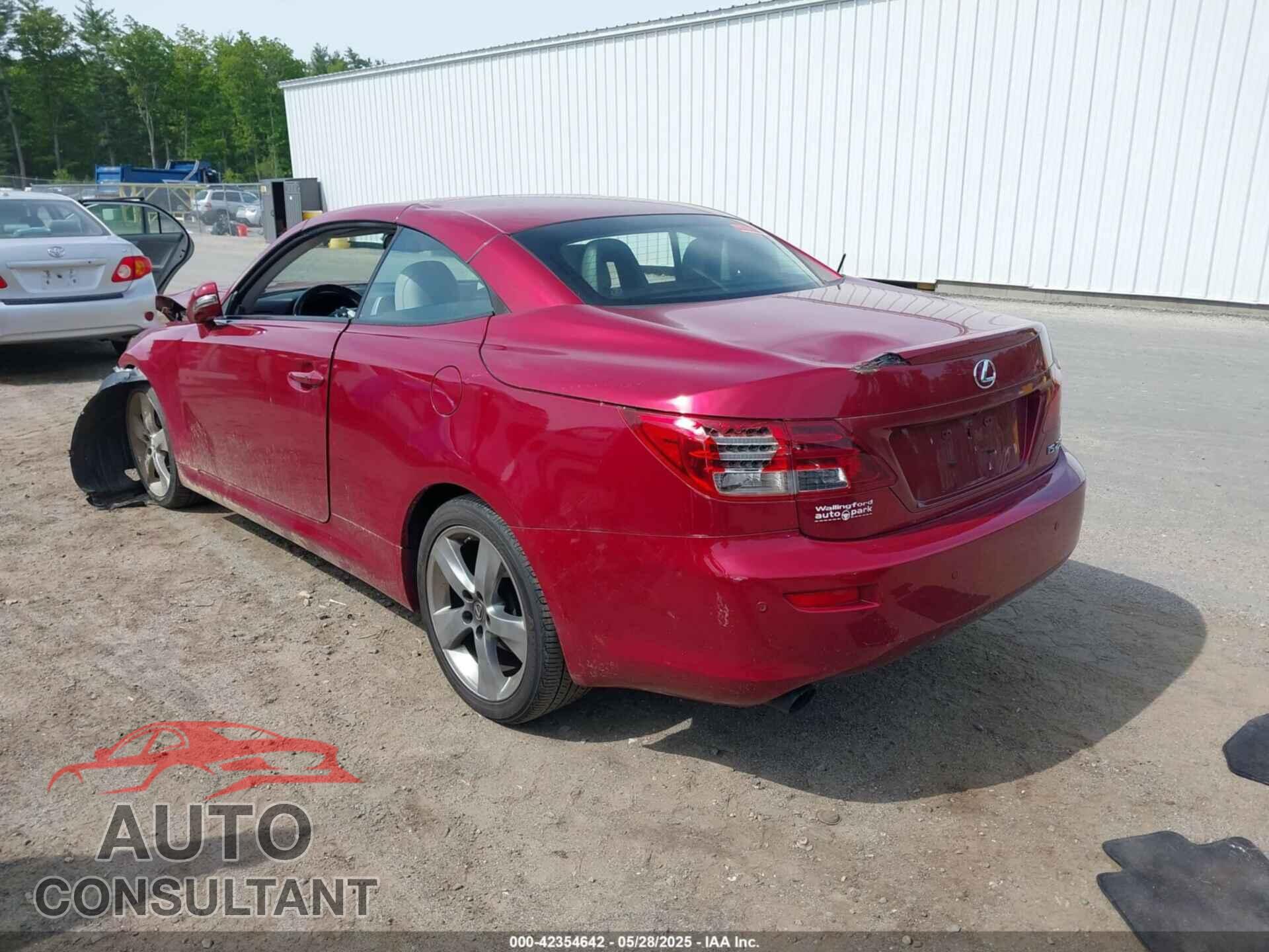 LEXUS IS 250C 2011 - JTHFF2C26B2516029