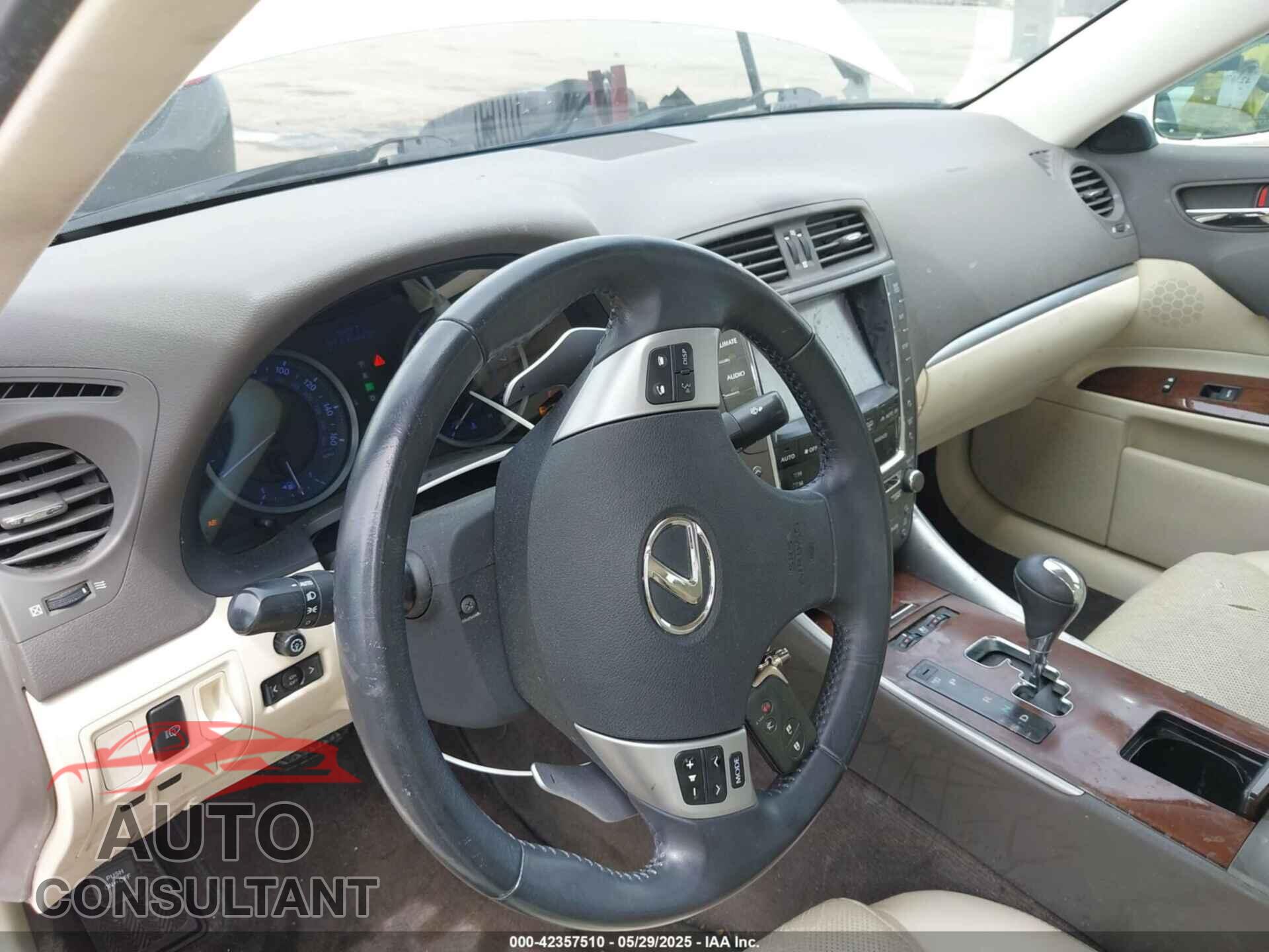 LEXUS IS 350 2011 - JTHBE5C25B5027770