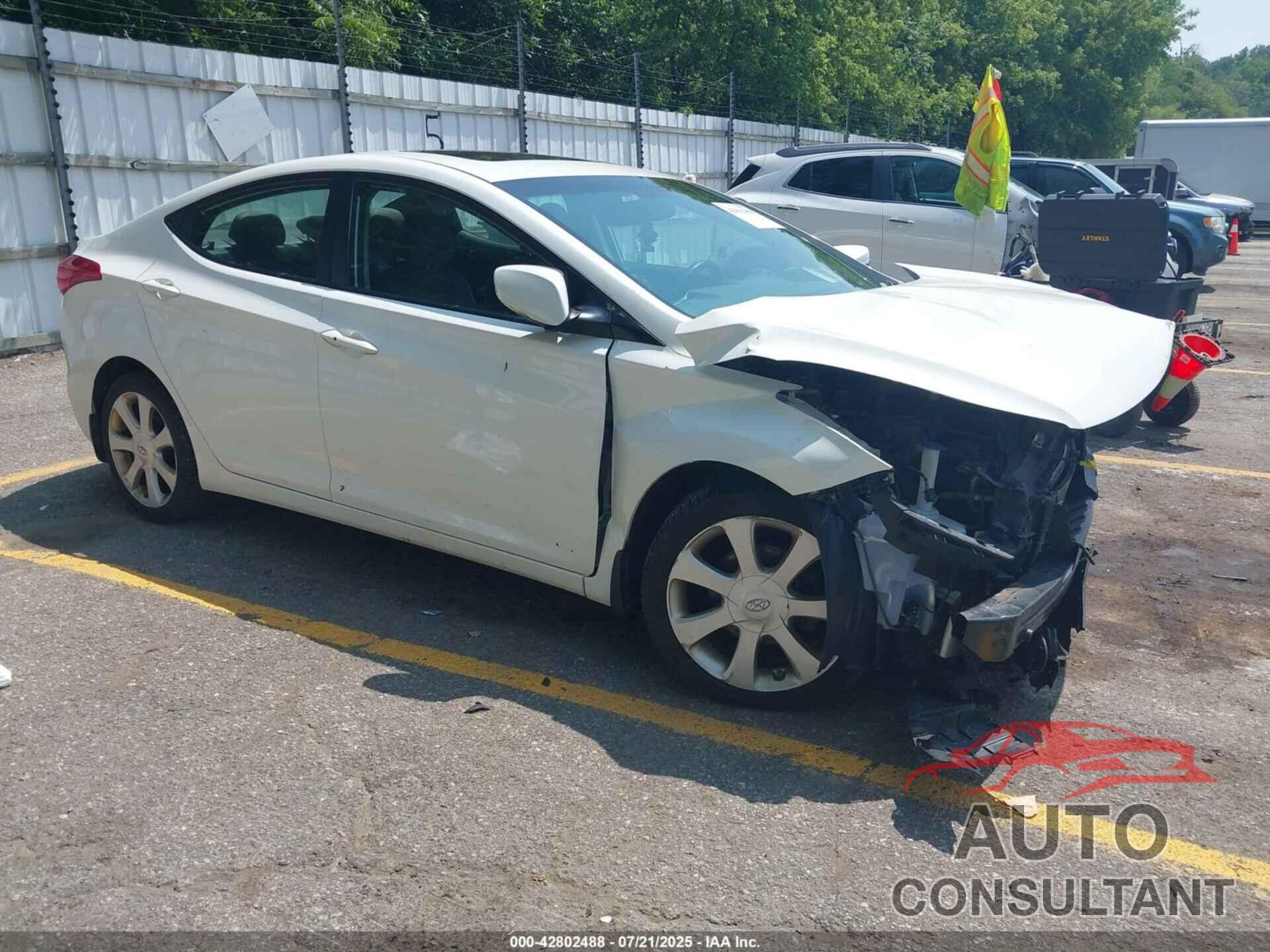 HYUNDAI ELANTRA 2013 - 5NPDH4AE2DH310302