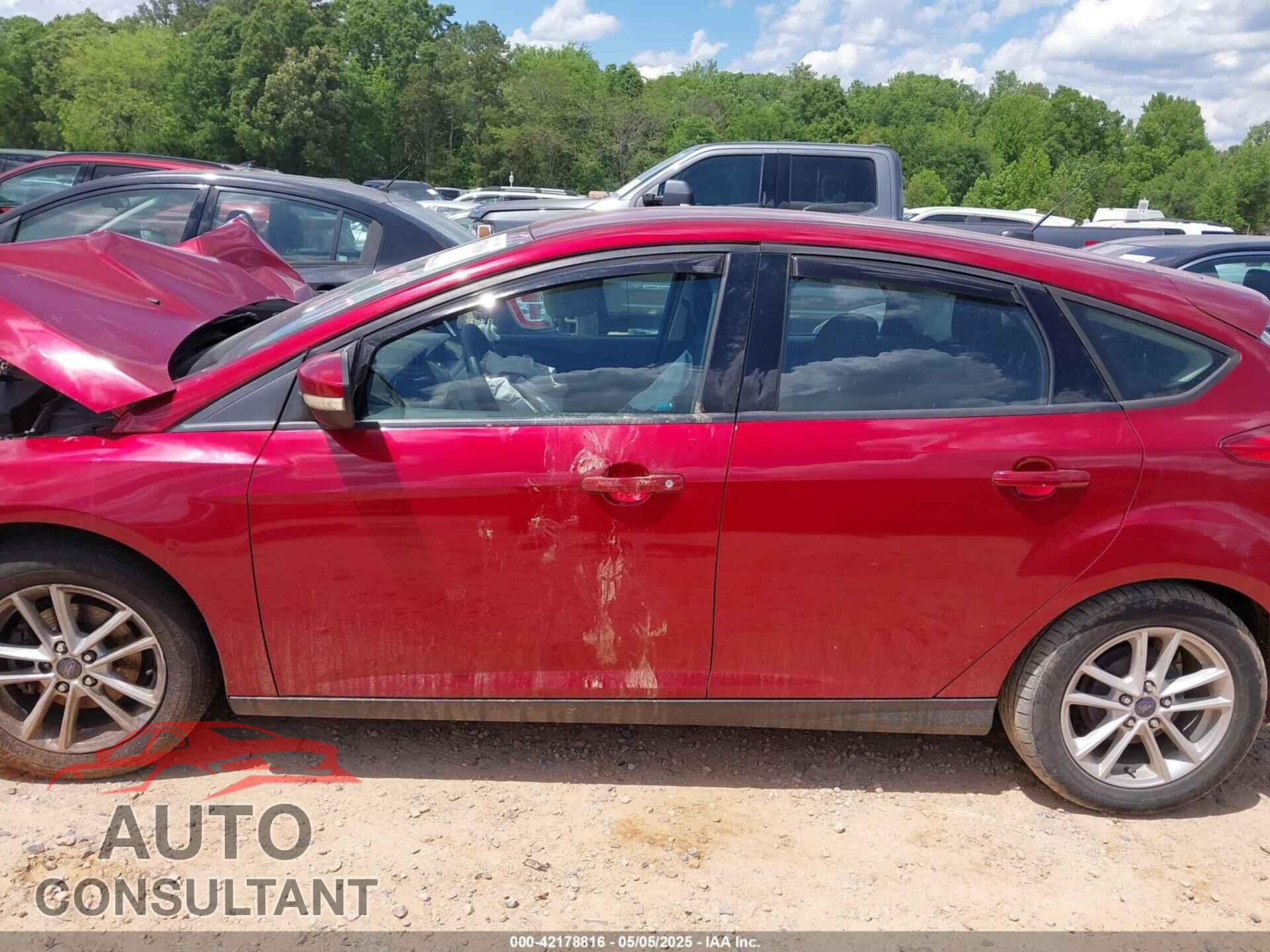 FORD FOCUS 2017 - 1FADP3K27HL340856