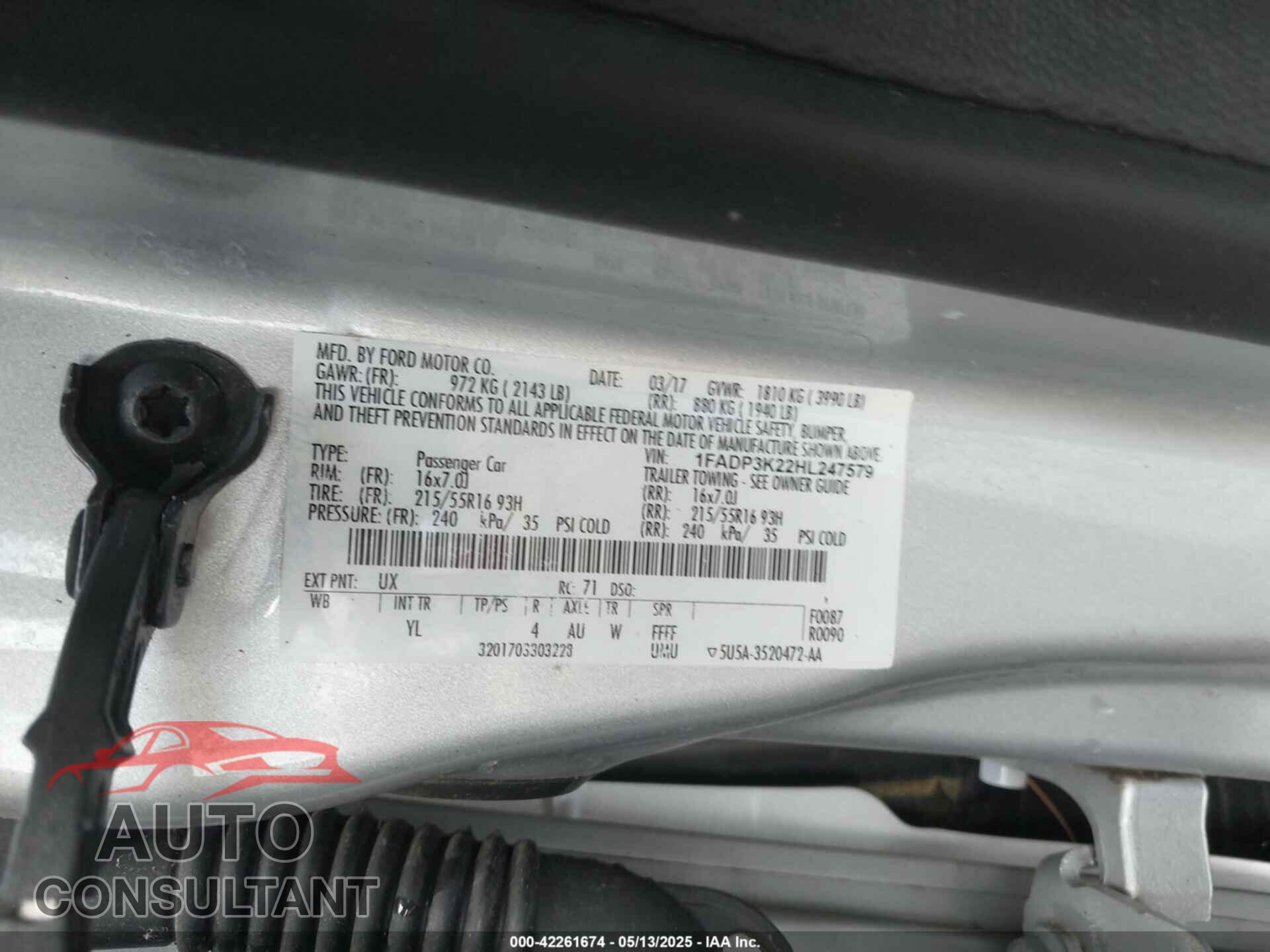 FORD FOCUS 2017 - 1FADP3K22HL247579