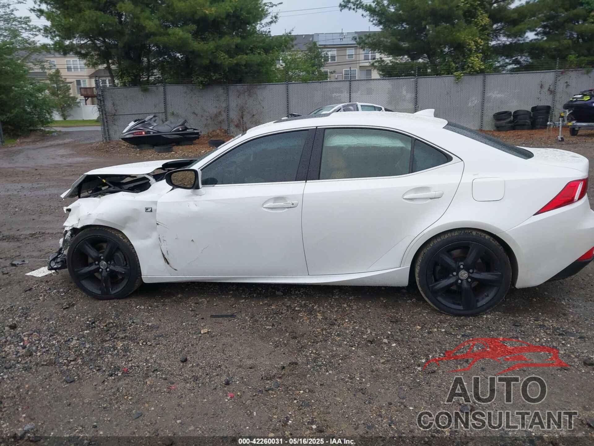 LEXUS IS 350 2014 - JTHBE1D22E5002420