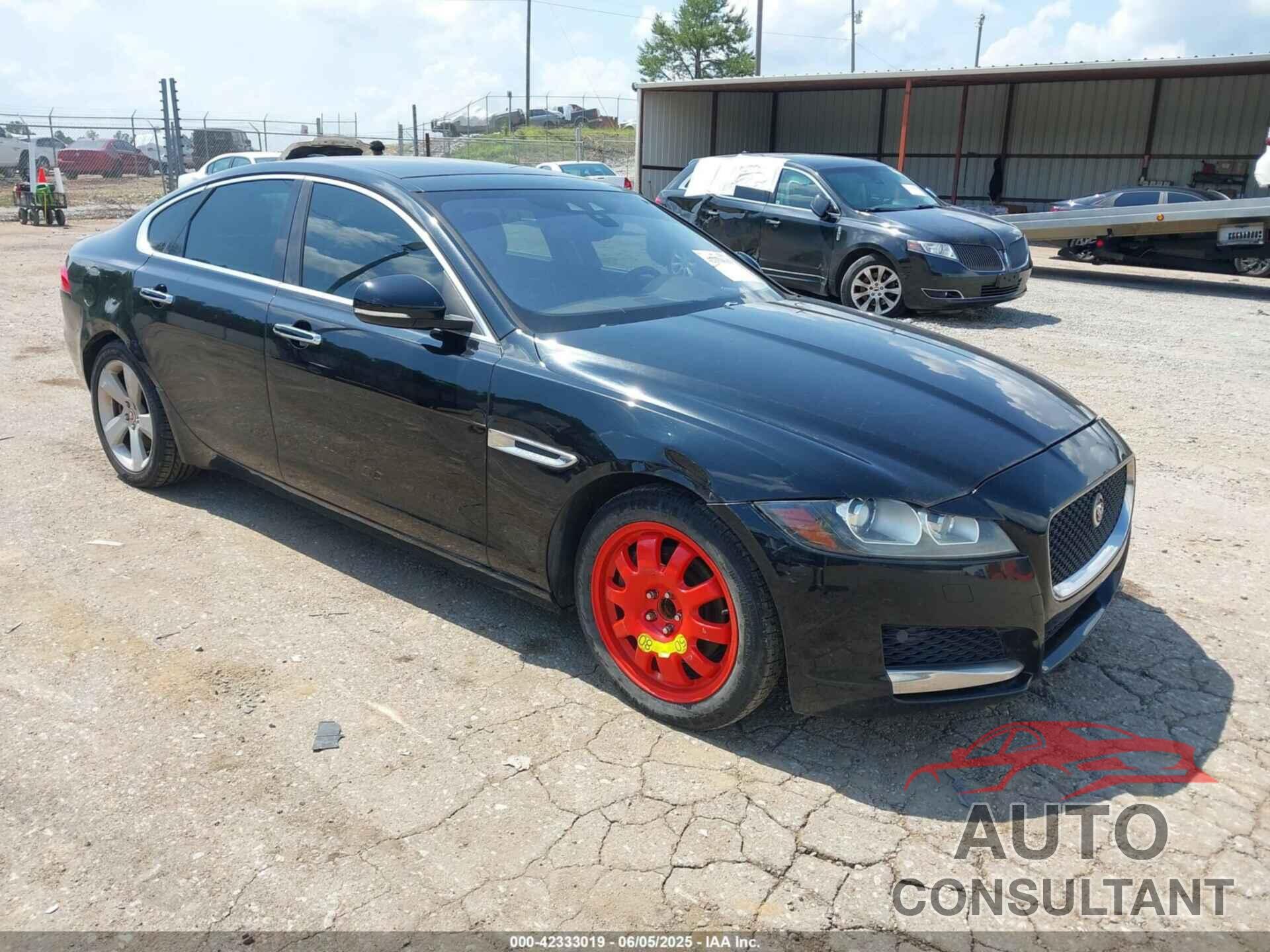 JAGUAR XF 2018 - SAJBR4FX2JCY69422