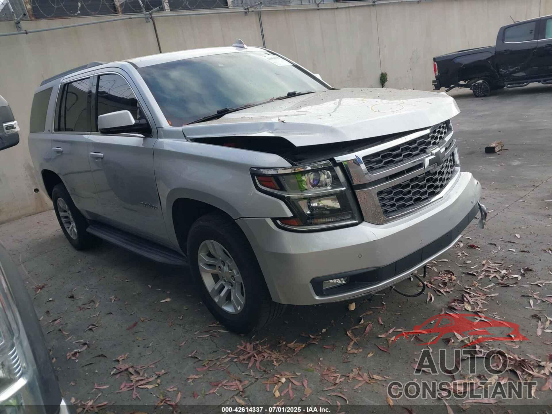 CHEVROLET TAHOE 2017 - 1GNSCBKC2HR226056