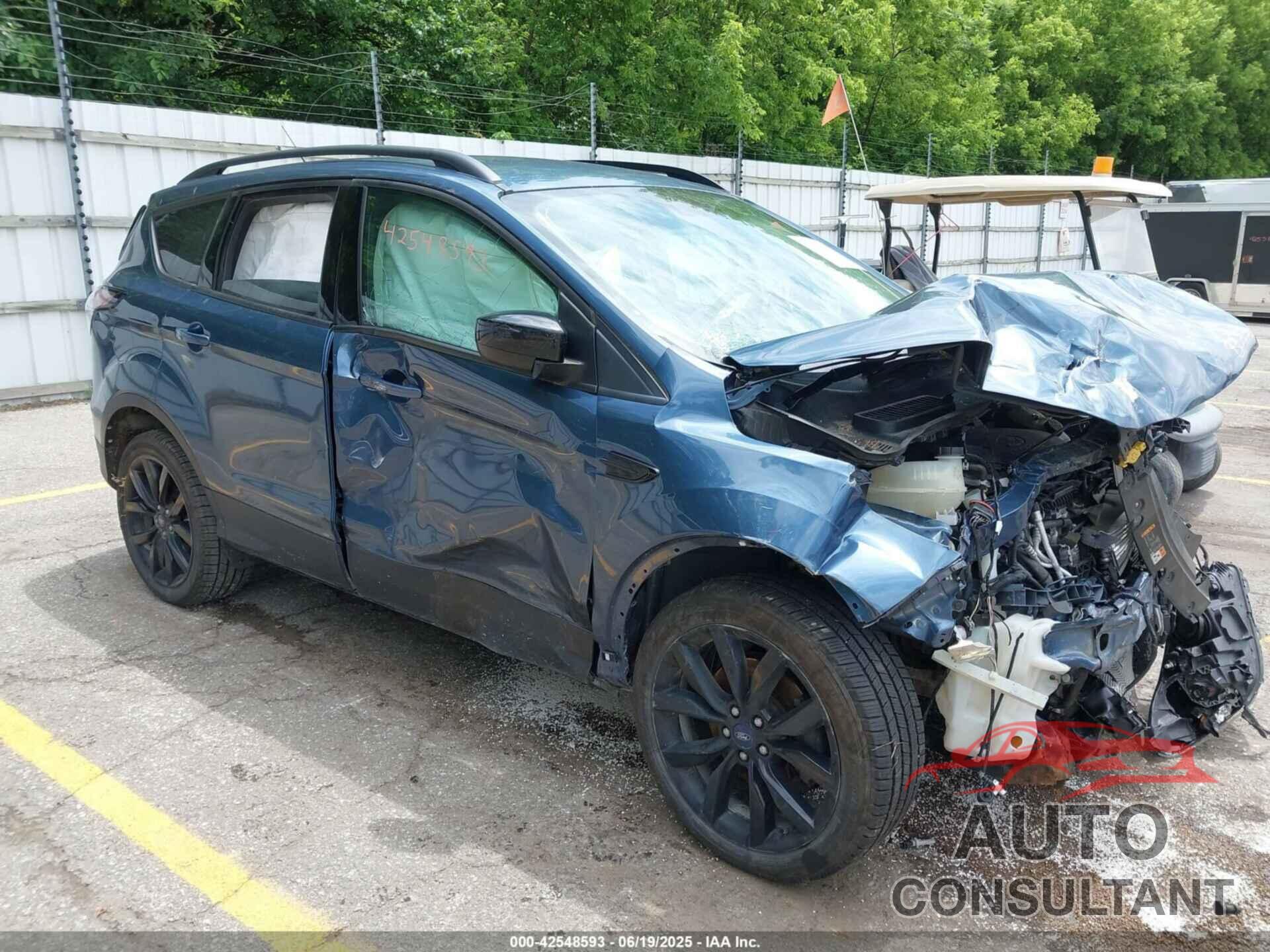 FORD ESCAPE 2018 - 1FMCU9GD9JUA53462