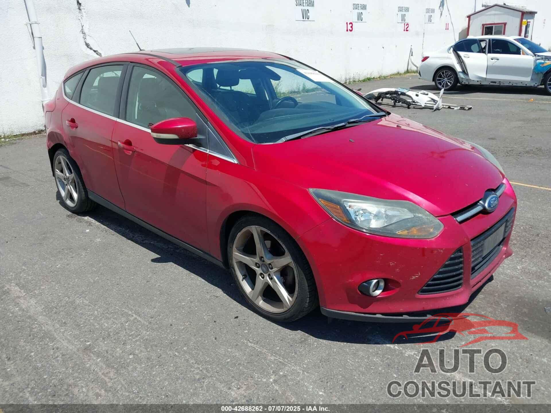 FORD FOCUS 2012 - 1FAHP3N21CL215728