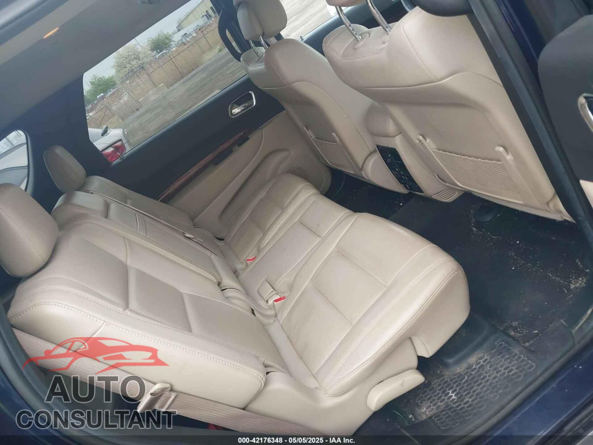 DODGE DURANGO 2014 - 1C4RDJEG9EC358811