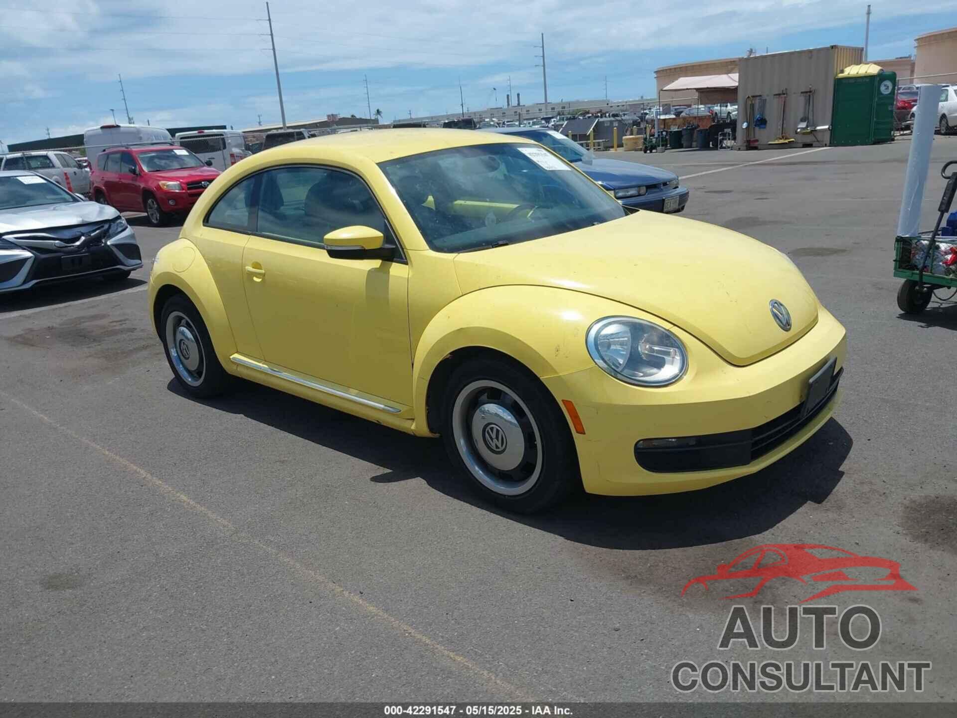 VOLKSWAGEN BEETLE 2013 - 3VWJP7AT1DM603198