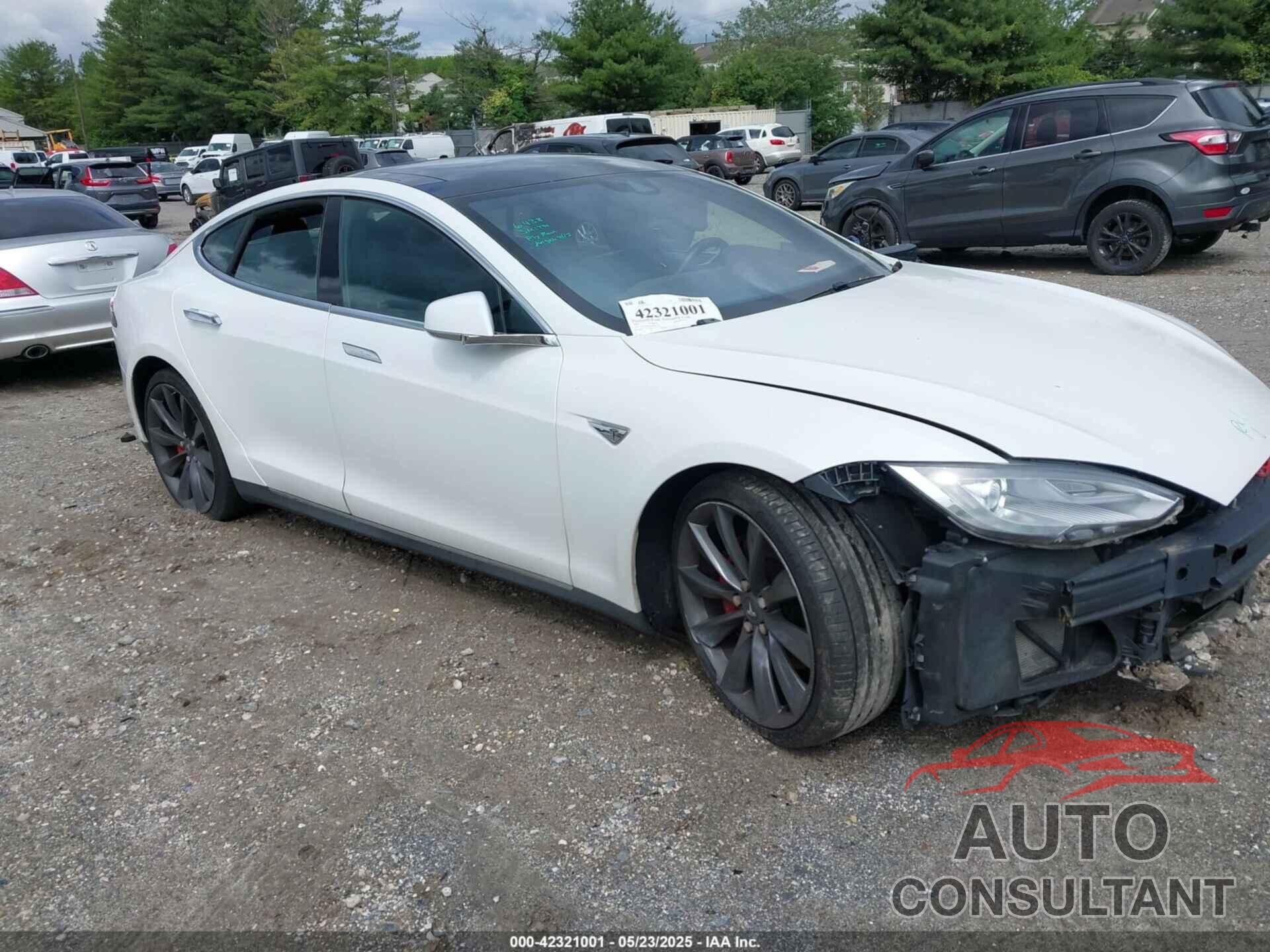 TESLA MODEL S 2015 - 5YJSA1H41FF082379