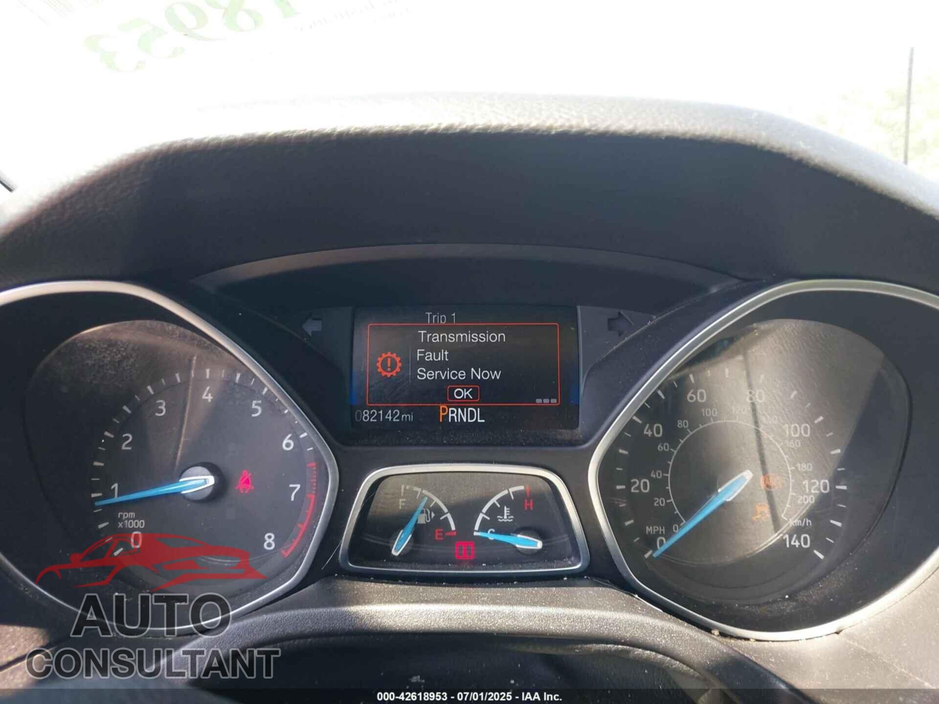 FORD FOCUS 2017 - 1FADP3E21HL311770