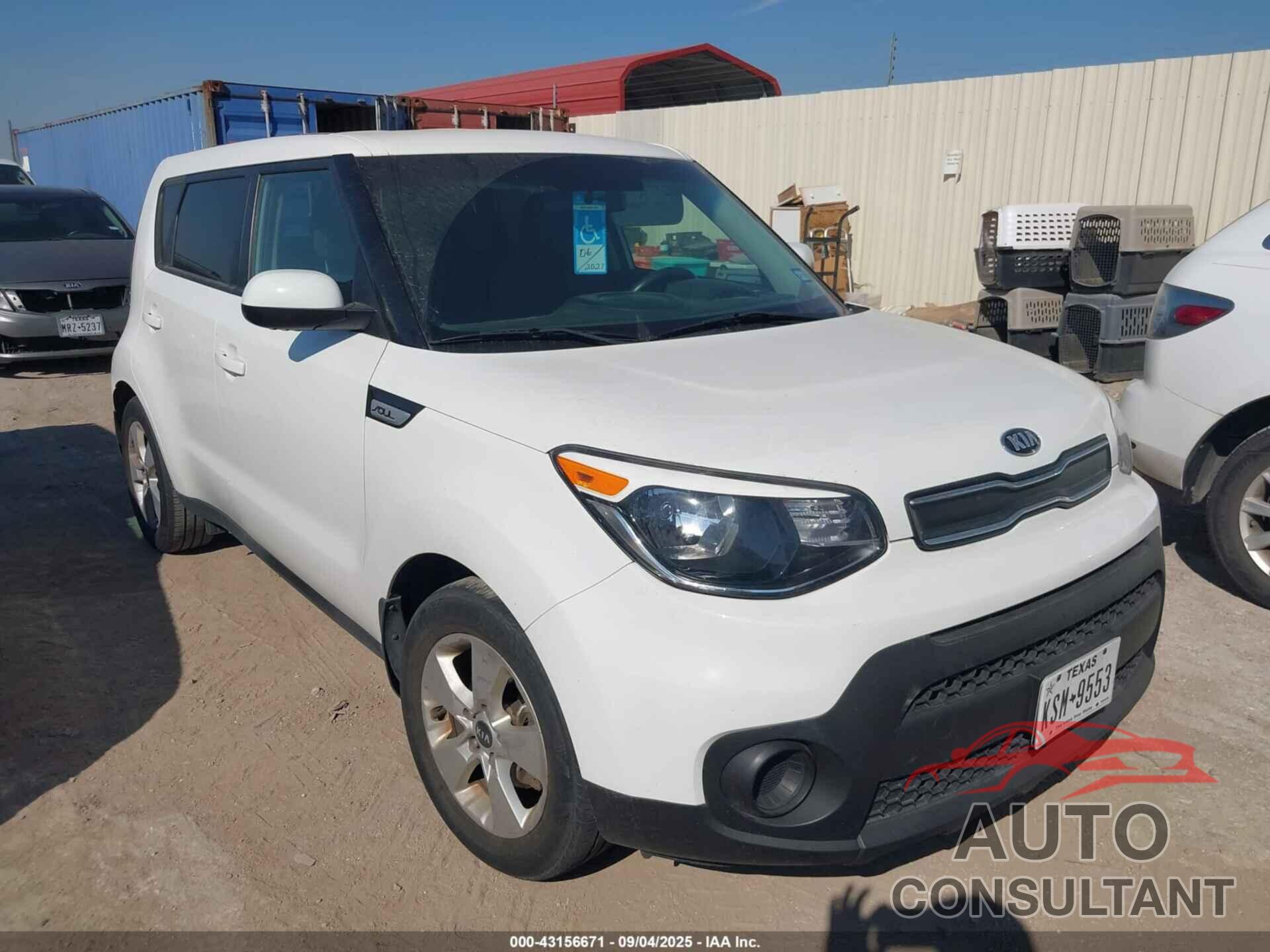 KIA SOUL 2018 - KNDJN2A2XJ7563390
