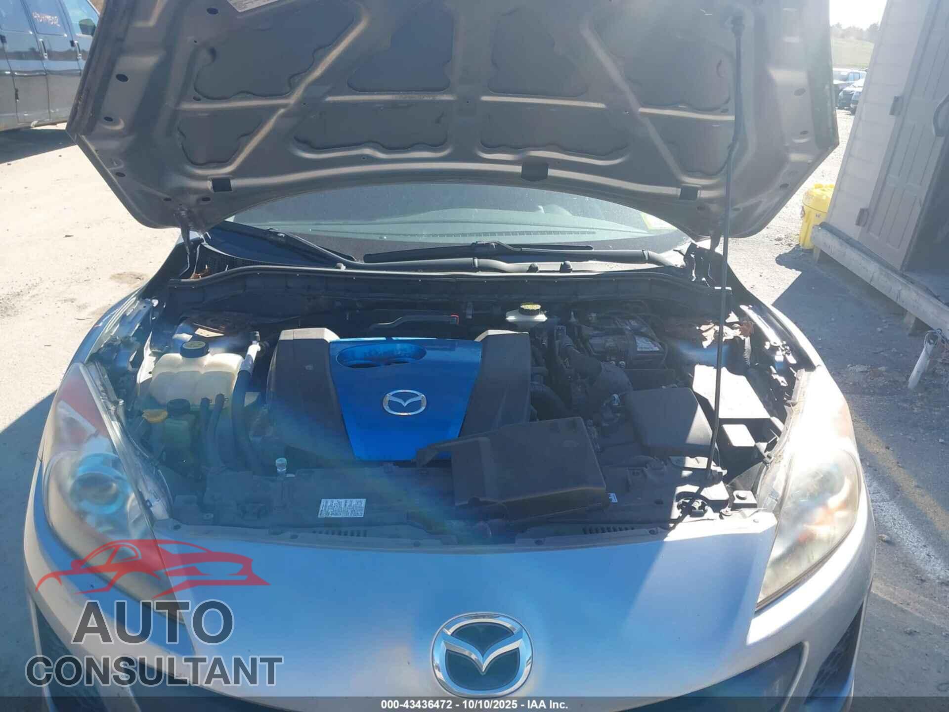 MAZDA MAZDA3 2012 - JM1BL1L84C1539663