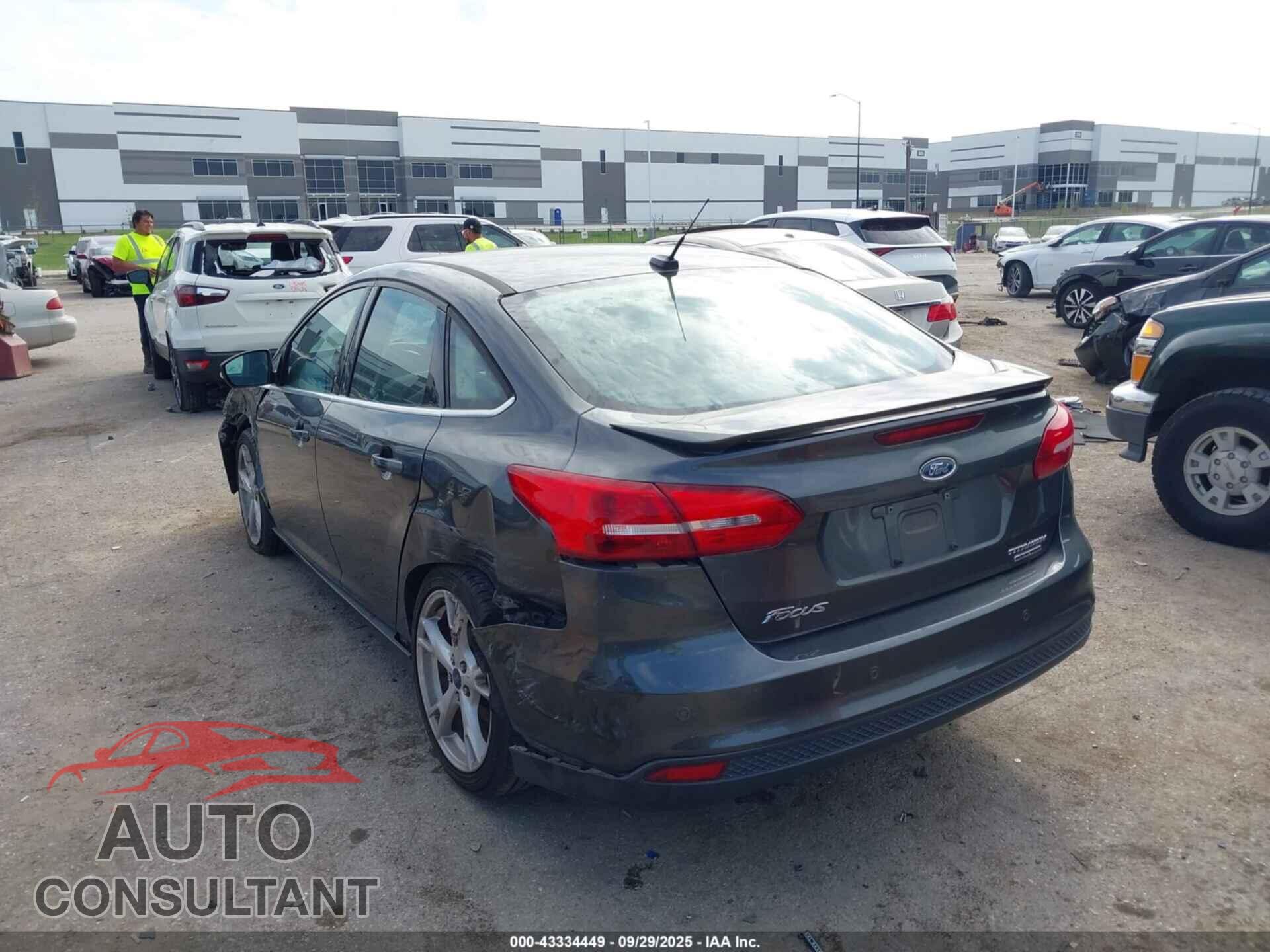 FORD FOCUS 2016 - 1FADP3J29GL309415