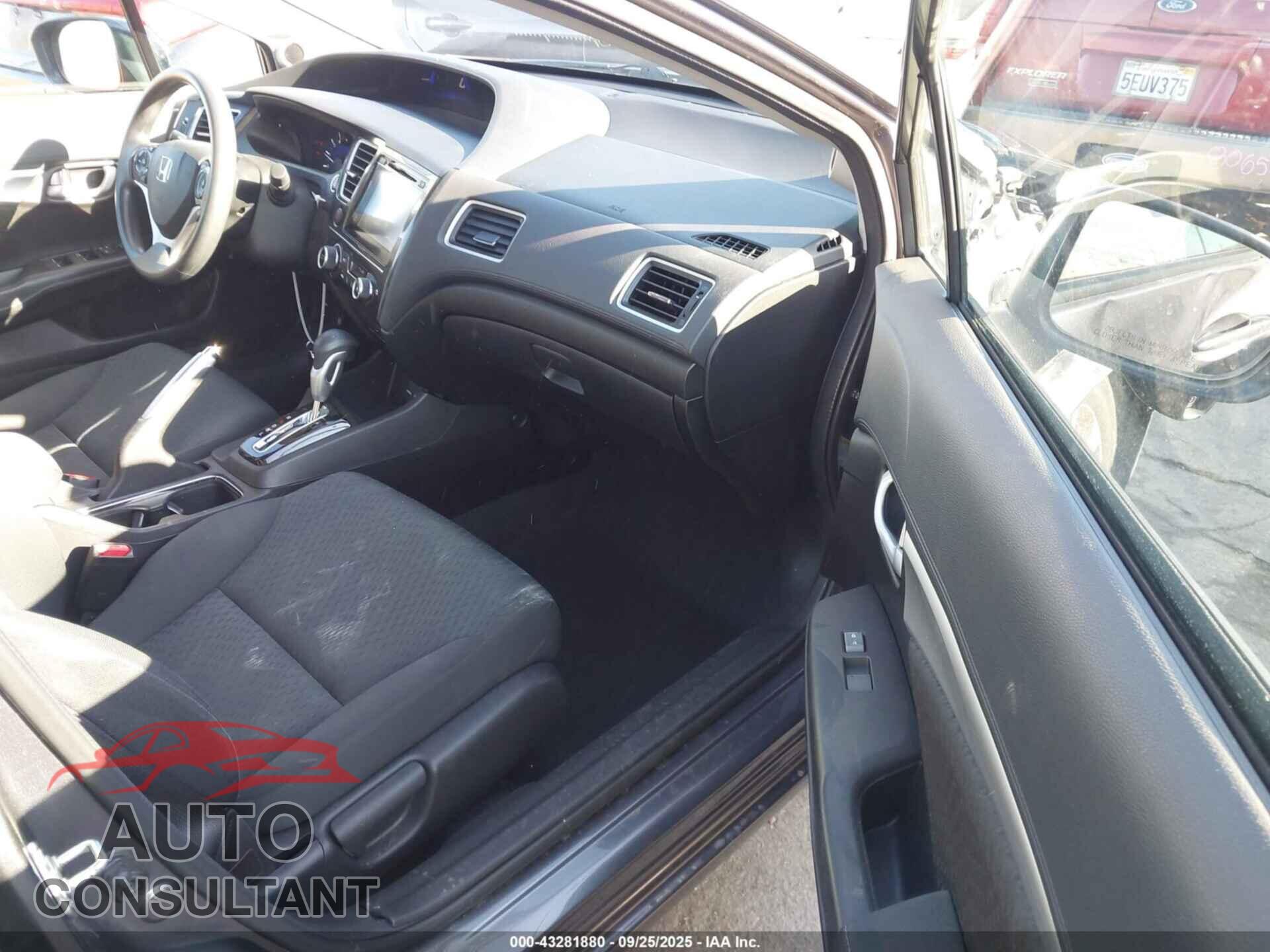 HONDA CIVIC 2015 - 19XFB2F84FE231139