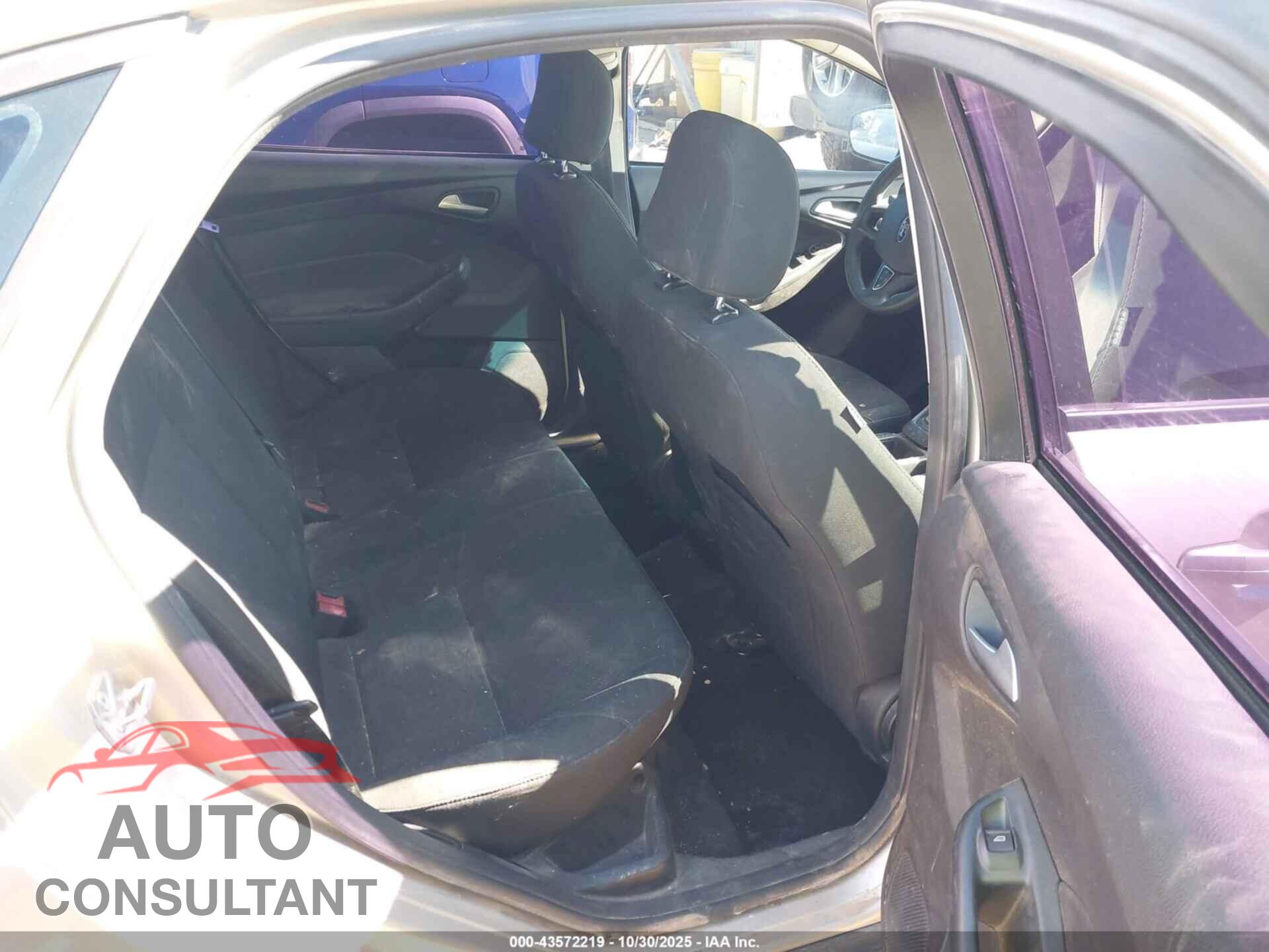FORD FOCUS 2017 - 1FADP3F29HL263272