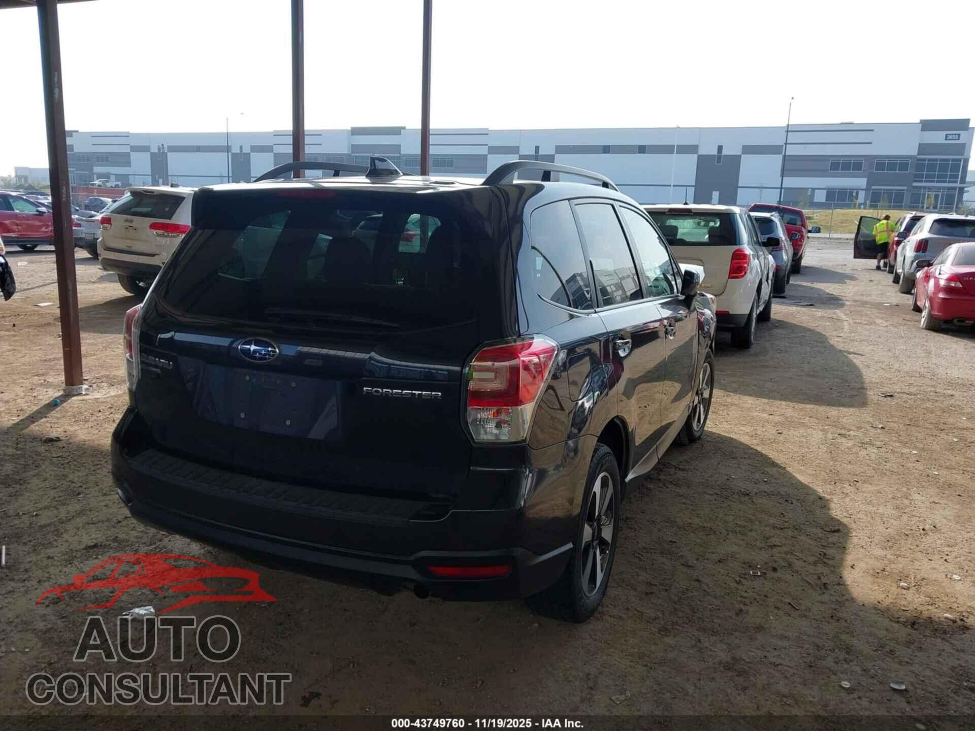 SUBARU FORESTER 2018 - JF2SJAEC9JH486343