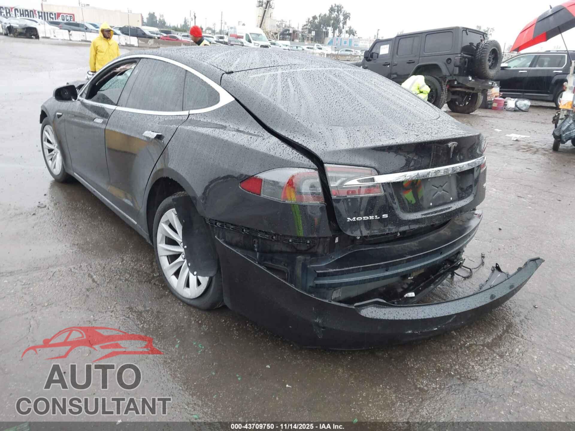 TESLA MODEL S 2017 - 5YJSA1E24HF196057