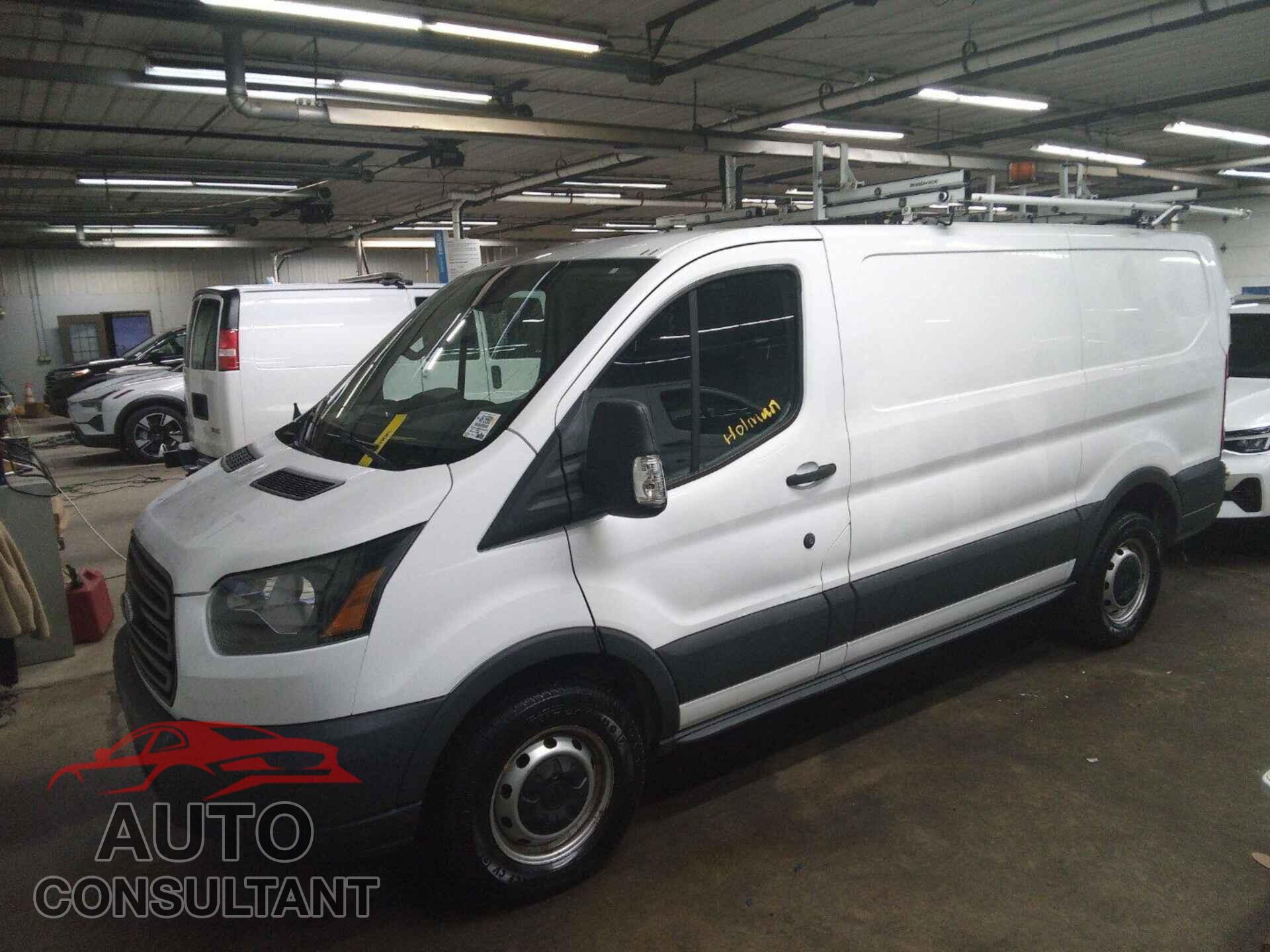 FORD TRANSIT-250 2016 - 1FTYR1YM6GKB54975