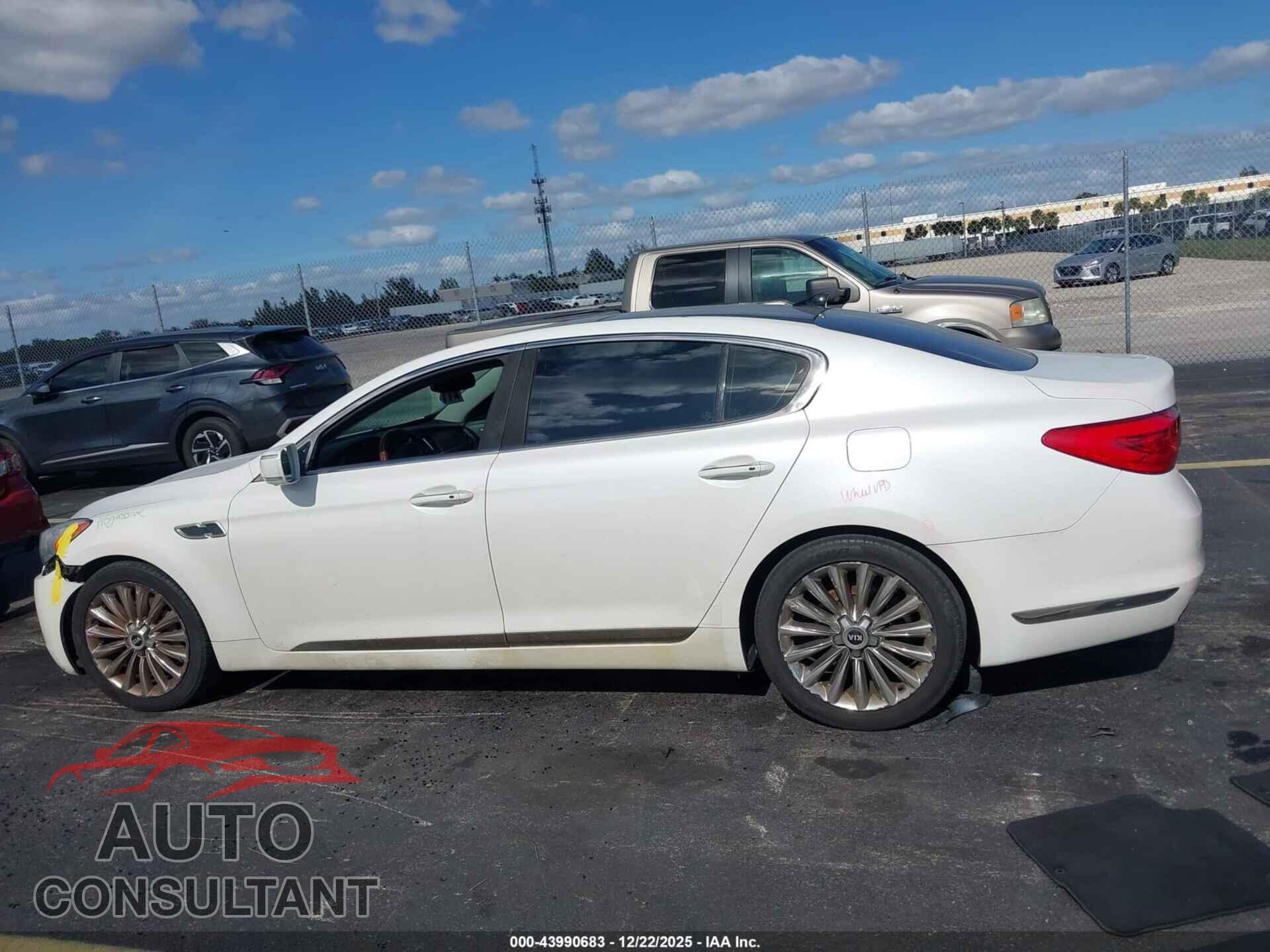 KIA K900 2015 - KNALW4D46F6018019