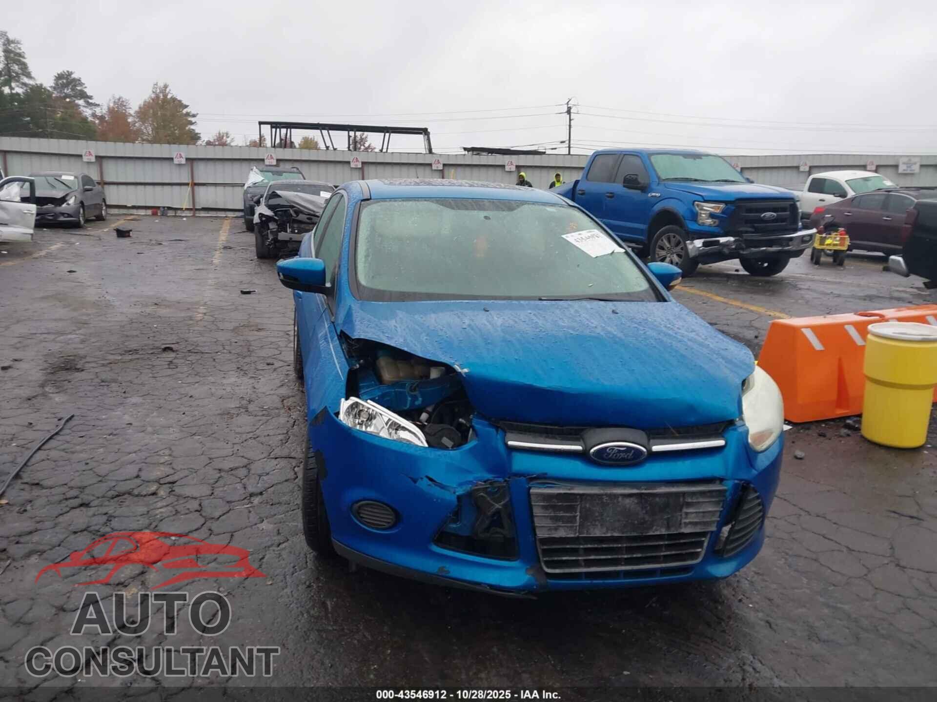 FORD FOCUS 2014 - 1FADP3F22EL338731