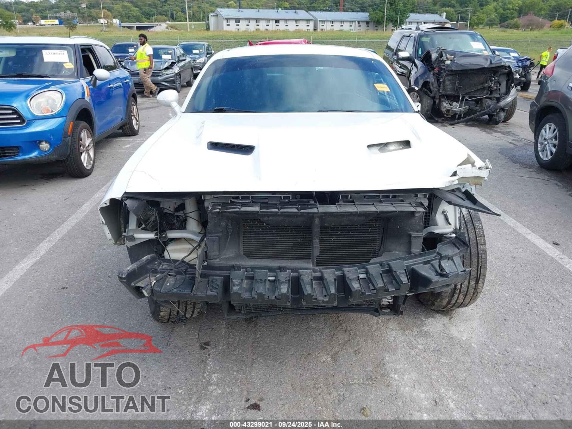 DODGE CHALLENGER 2015 - 2C3CDZAG0FH718836